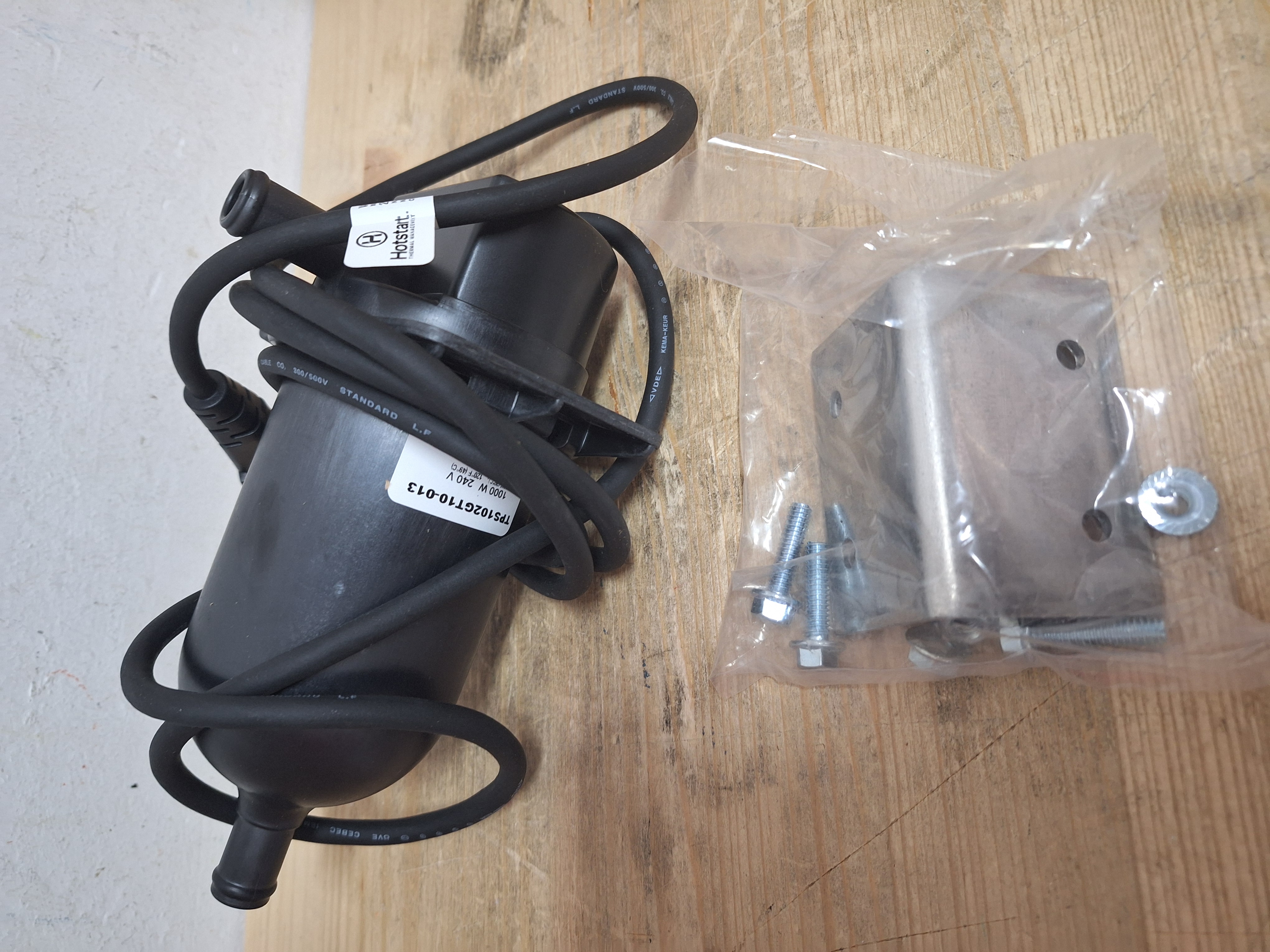 TPS102GT10-013