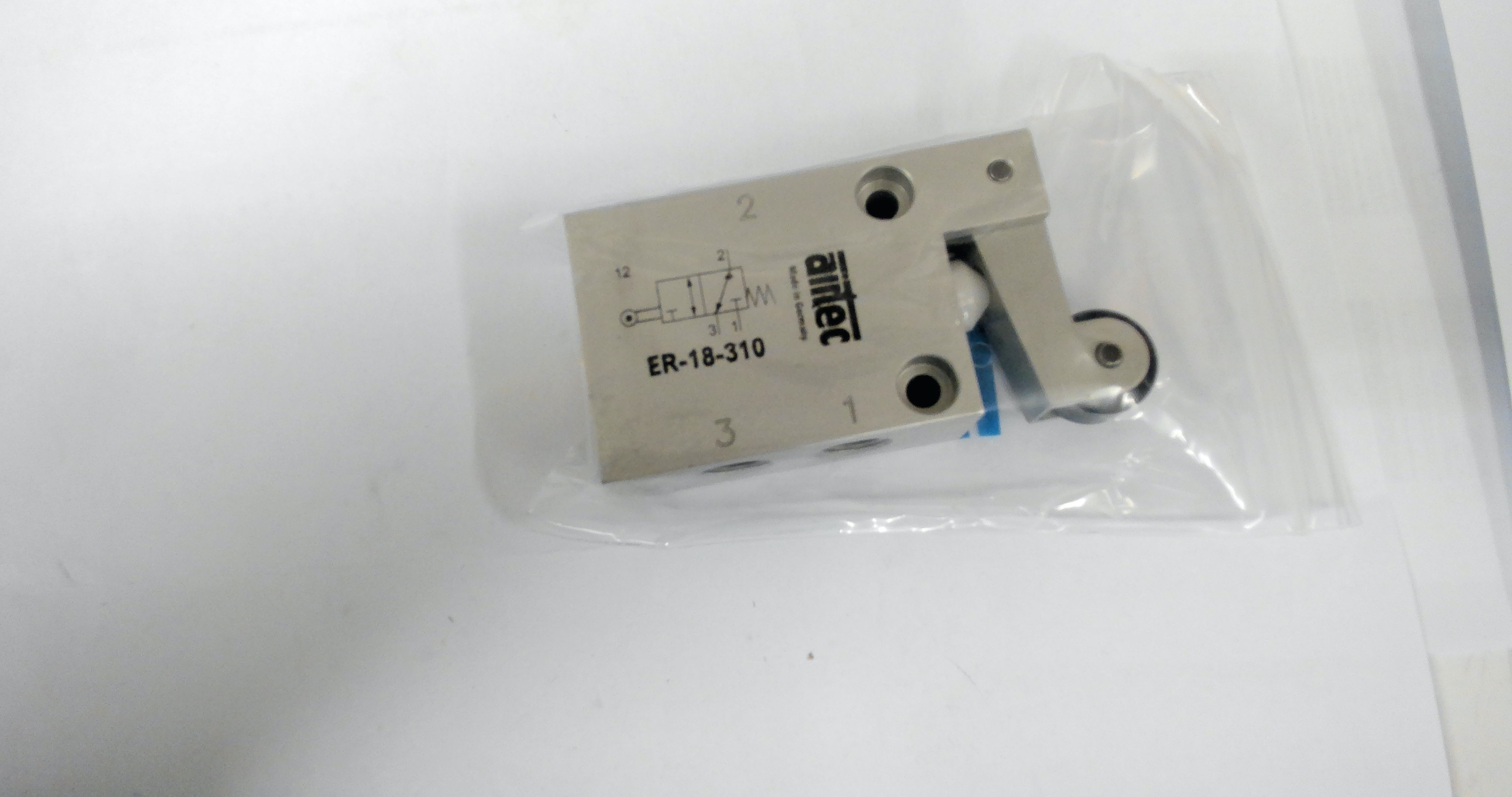 ER-18-310 preview 4
