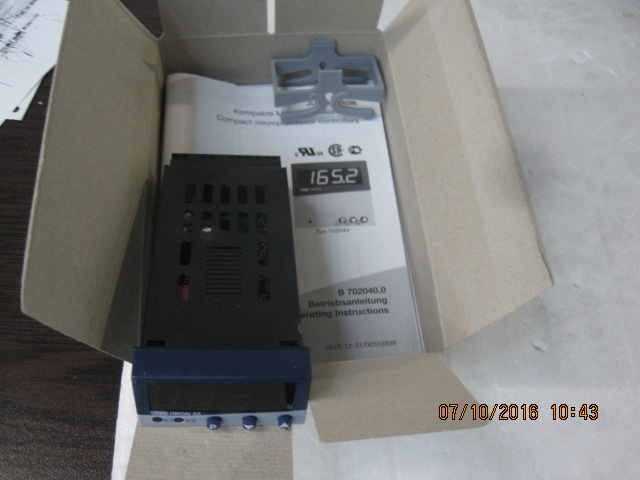 P/N: 00382105 Type: 702040/88-888-000-23/210 