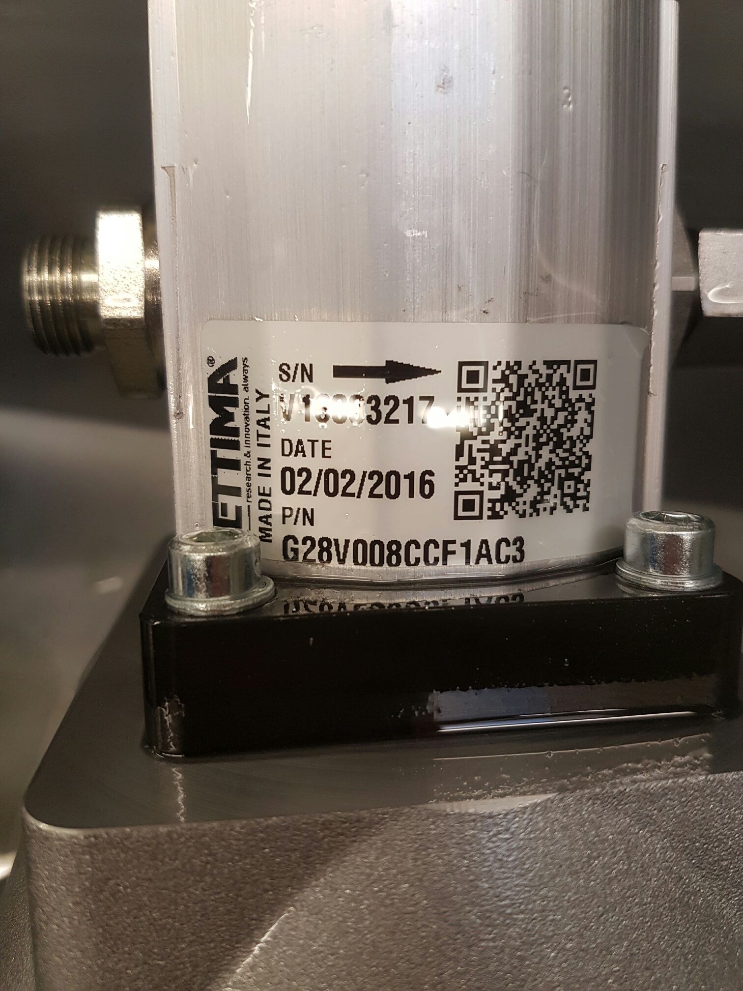 G28V008F1C3GD preview 4