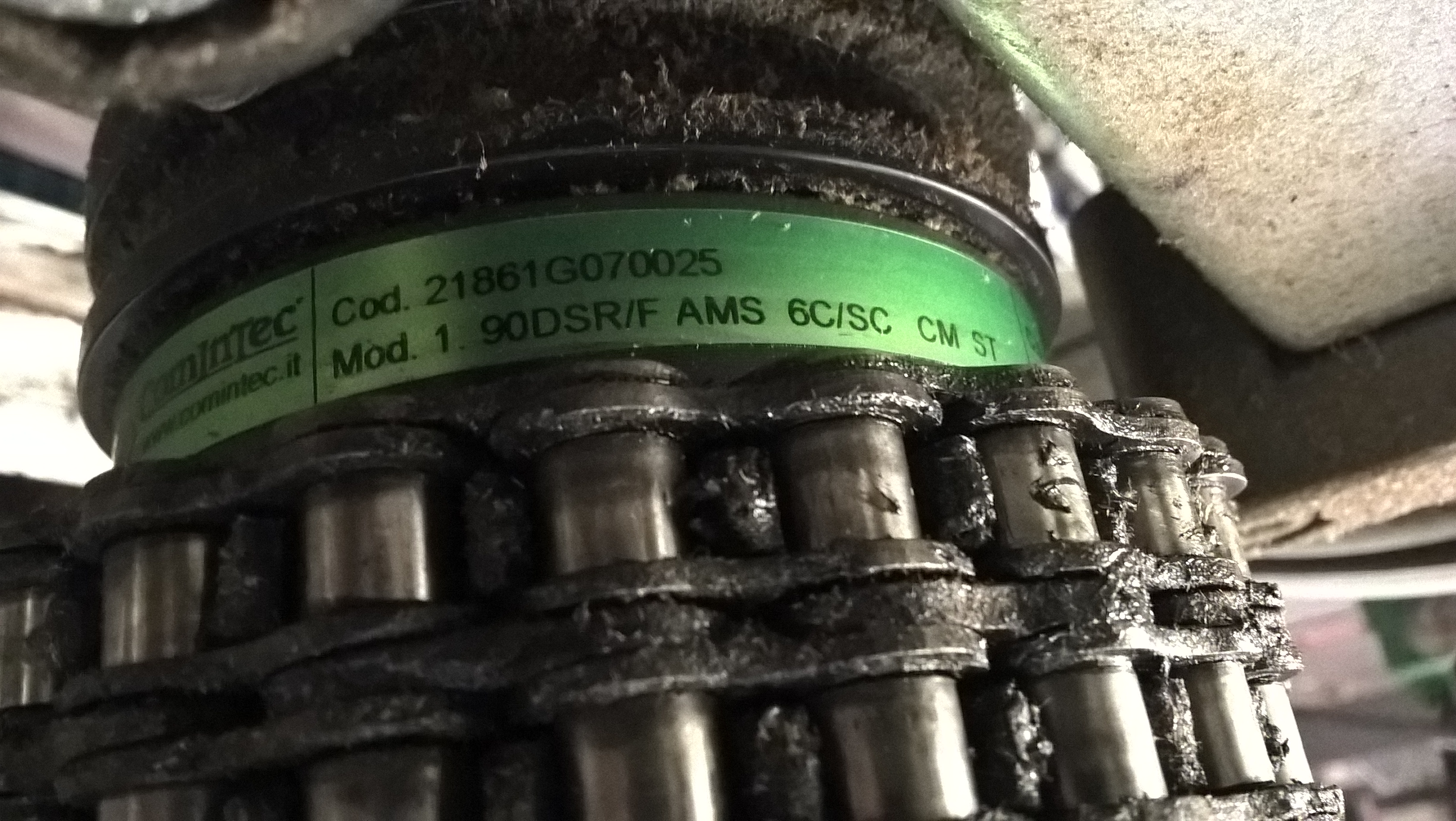21861G070025 