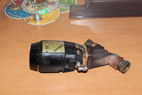 21200104 obsolete, replaced by E290B005 