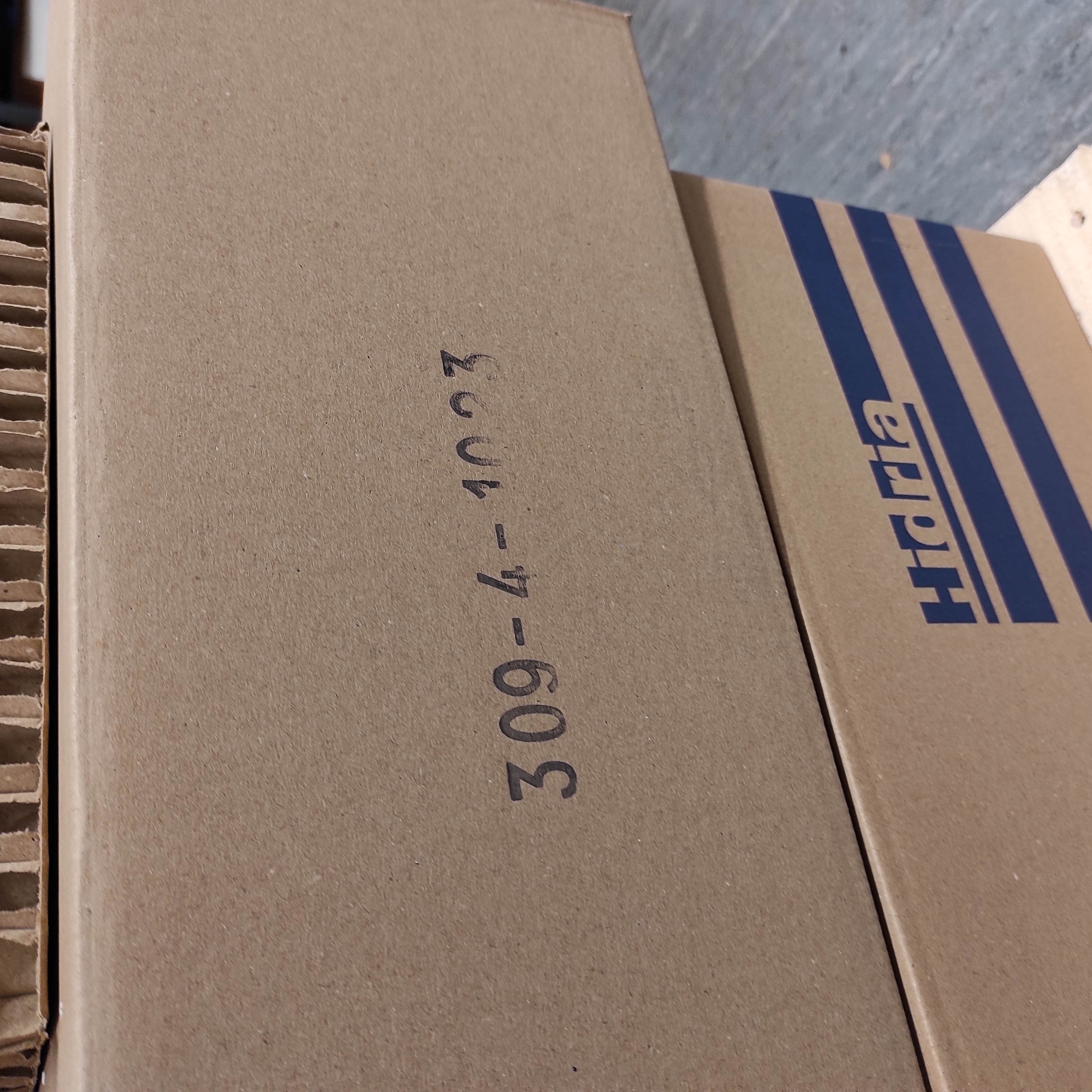 R09R-3530HA-4T-4258