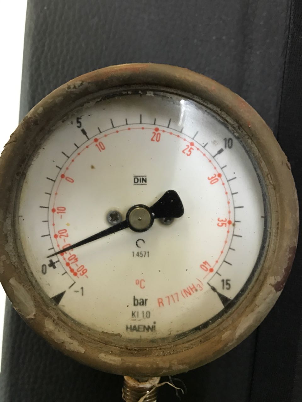 KI 10  1.4571 
