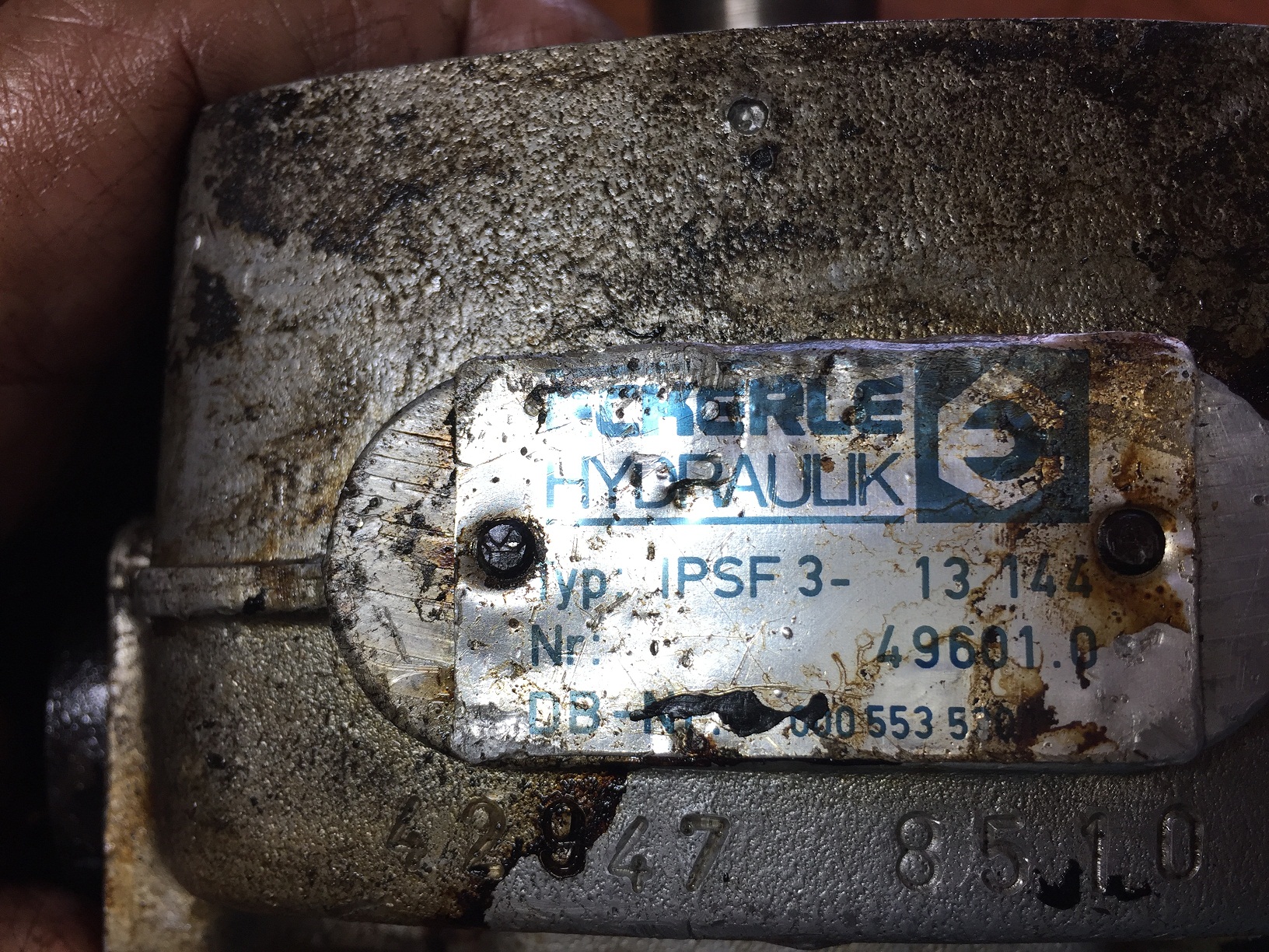 Obsolete IPSF3-13 144 replaced by EIPS2-16 144 