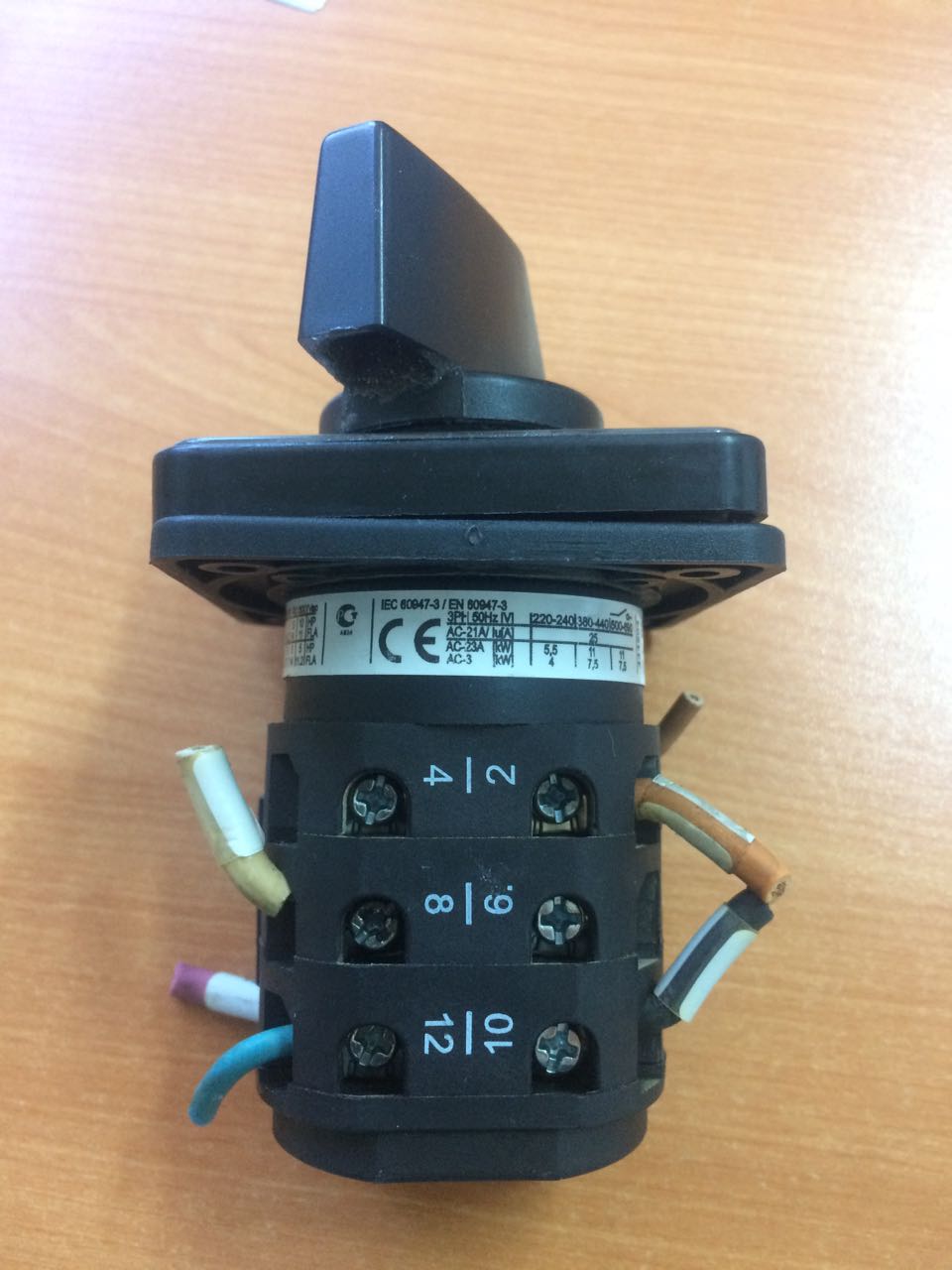 M225-SE0736 preview 3