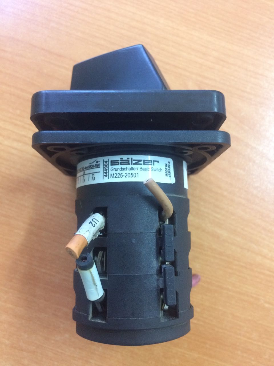 M225-SE0736 preview 2