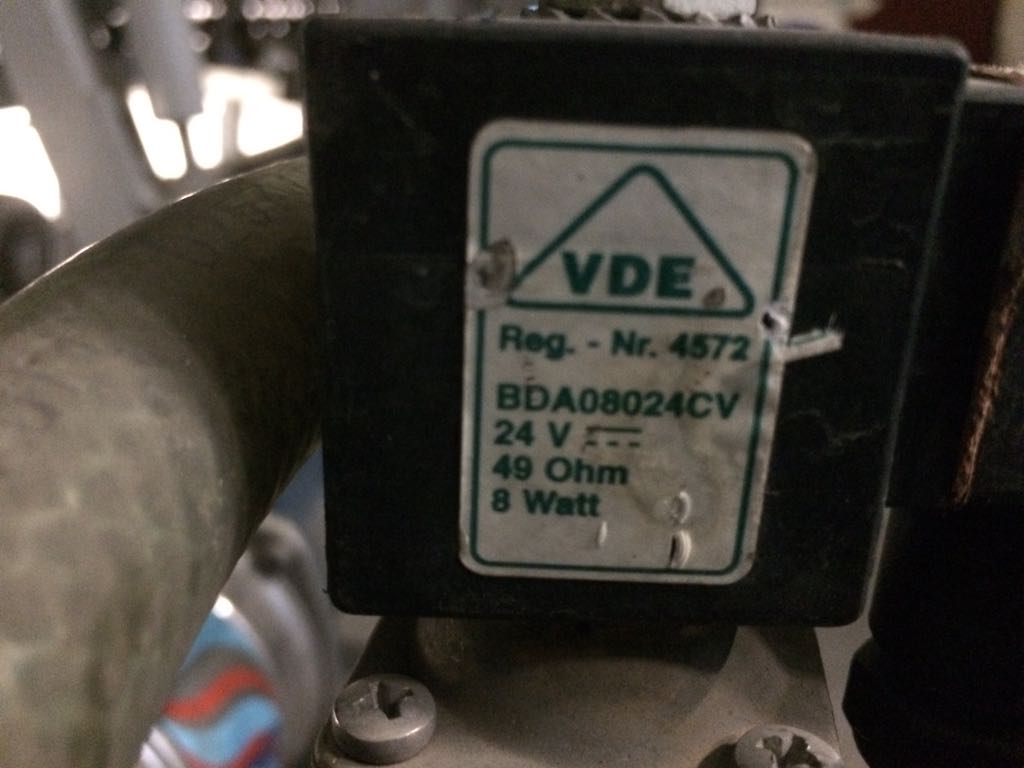 21H8KV120 24V DC 