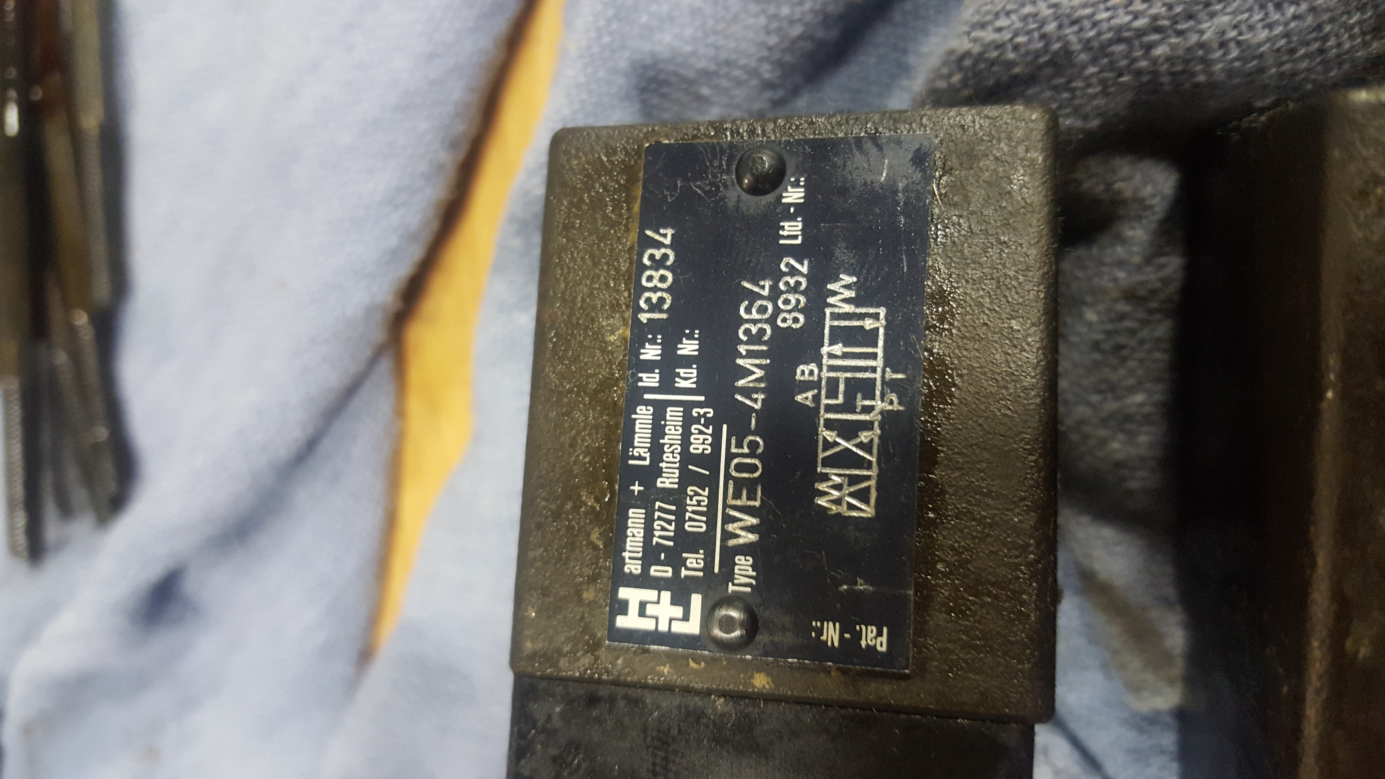 WE05-4M1364D24/0H