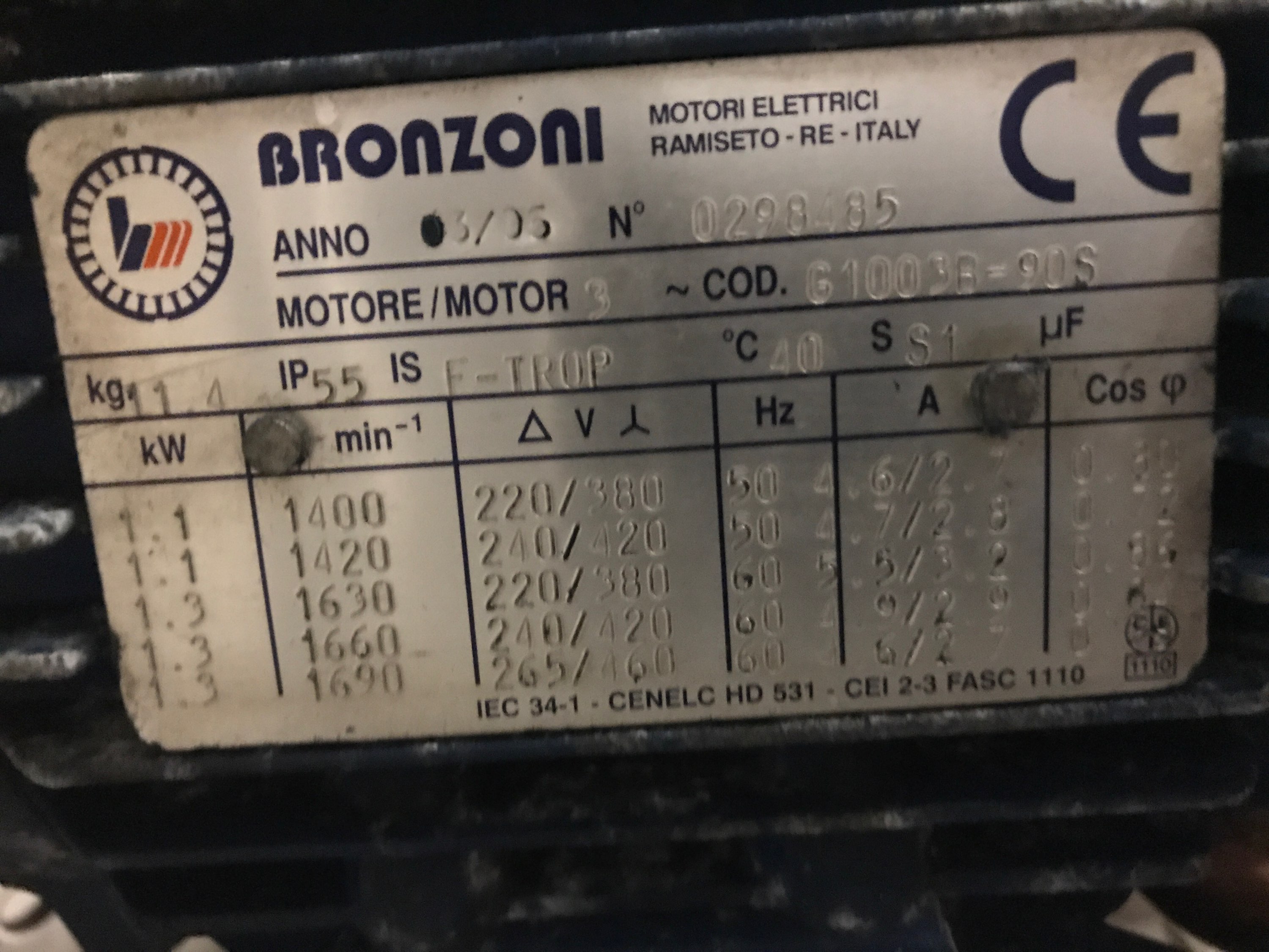 G1053B1100 