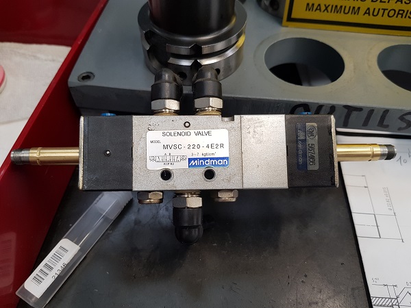 MVSC-220-4E2R(ports thread G)