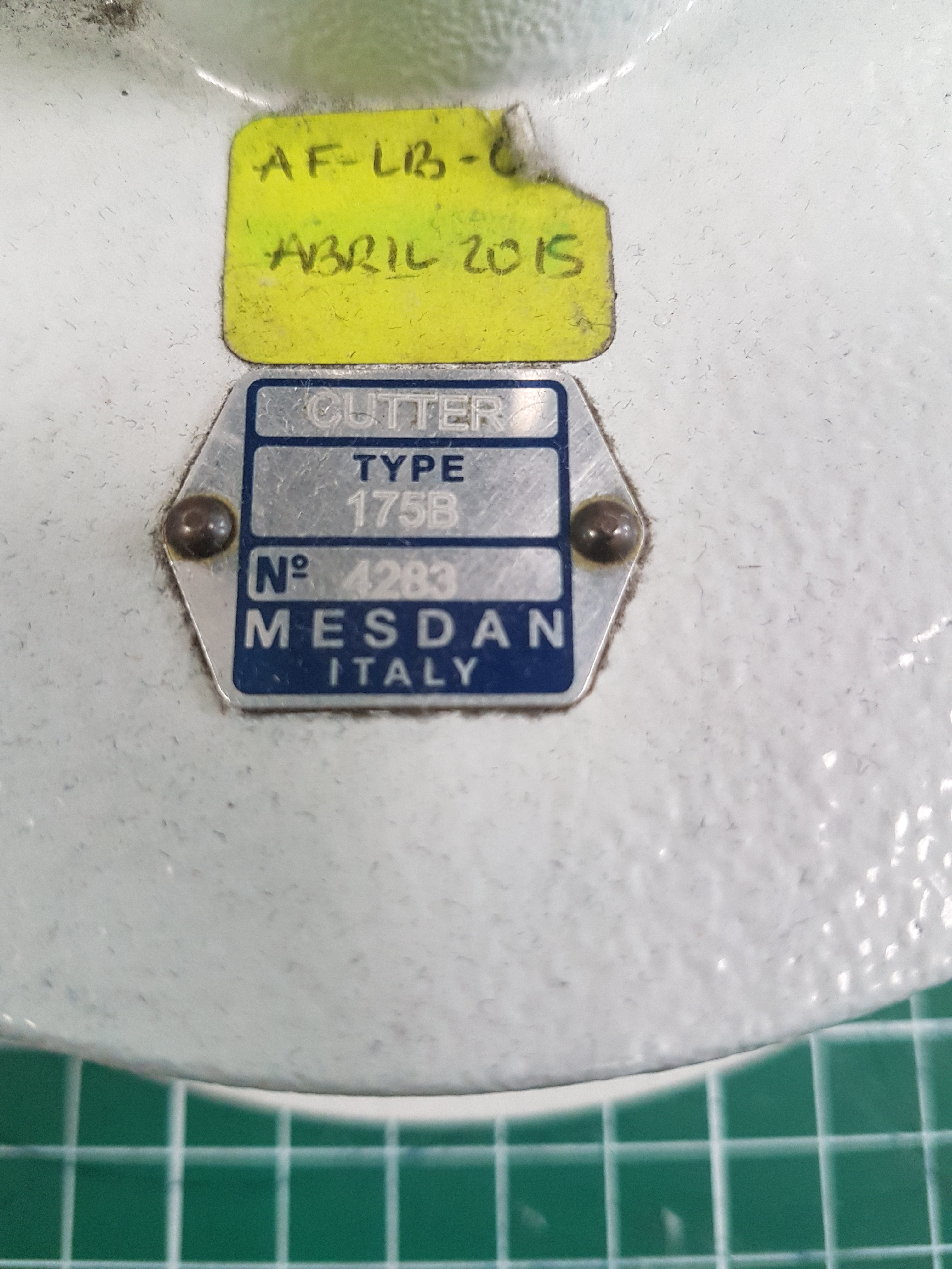 Circular sample cutter preview 3