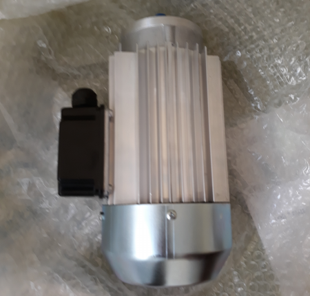 MPVE63 B14 IEC 56 170V 3000rpm 300W S1 IP54 preview 2