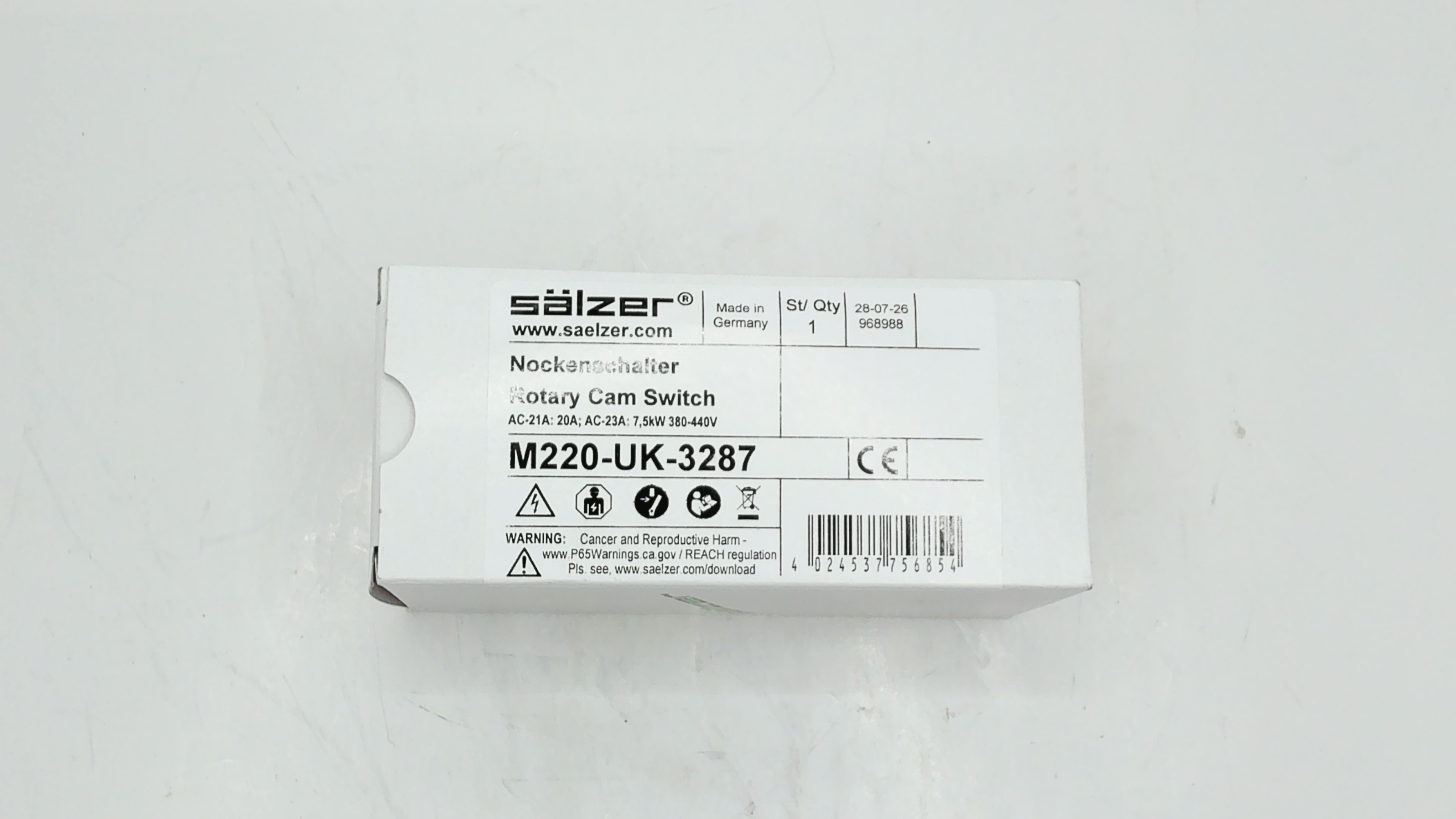 M220-UK-3287 preview 2
