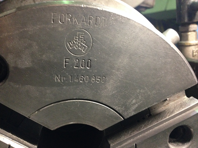 F200,Nr.1 460 850, 3 LEGS 