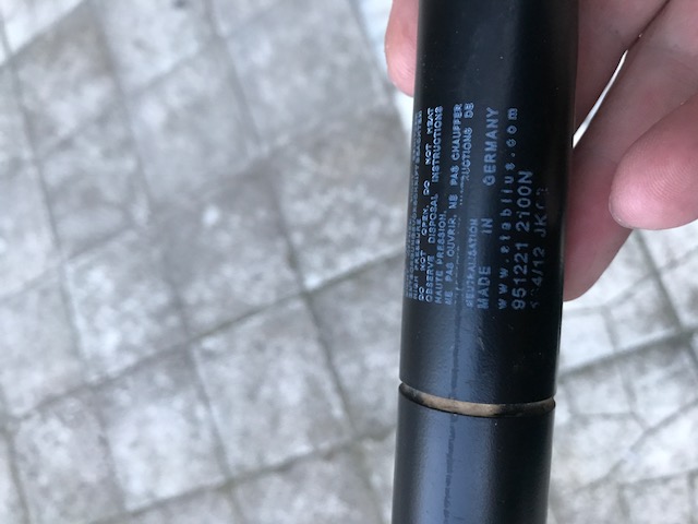 951221