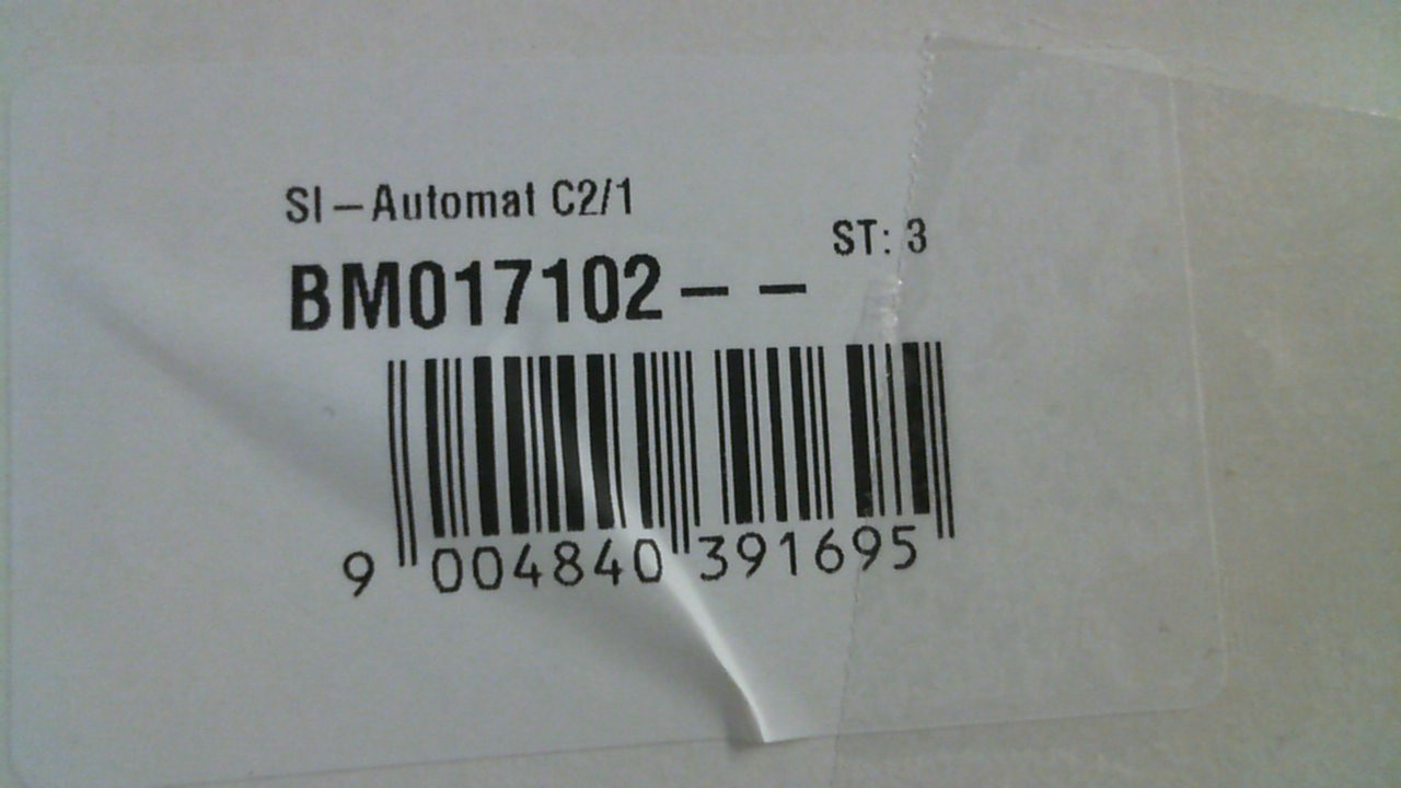 BM017102
