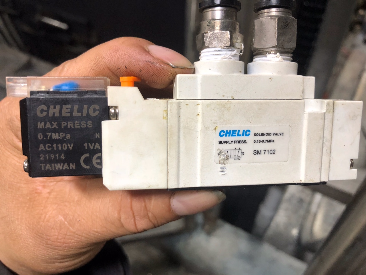 SM7102-110Vac-L