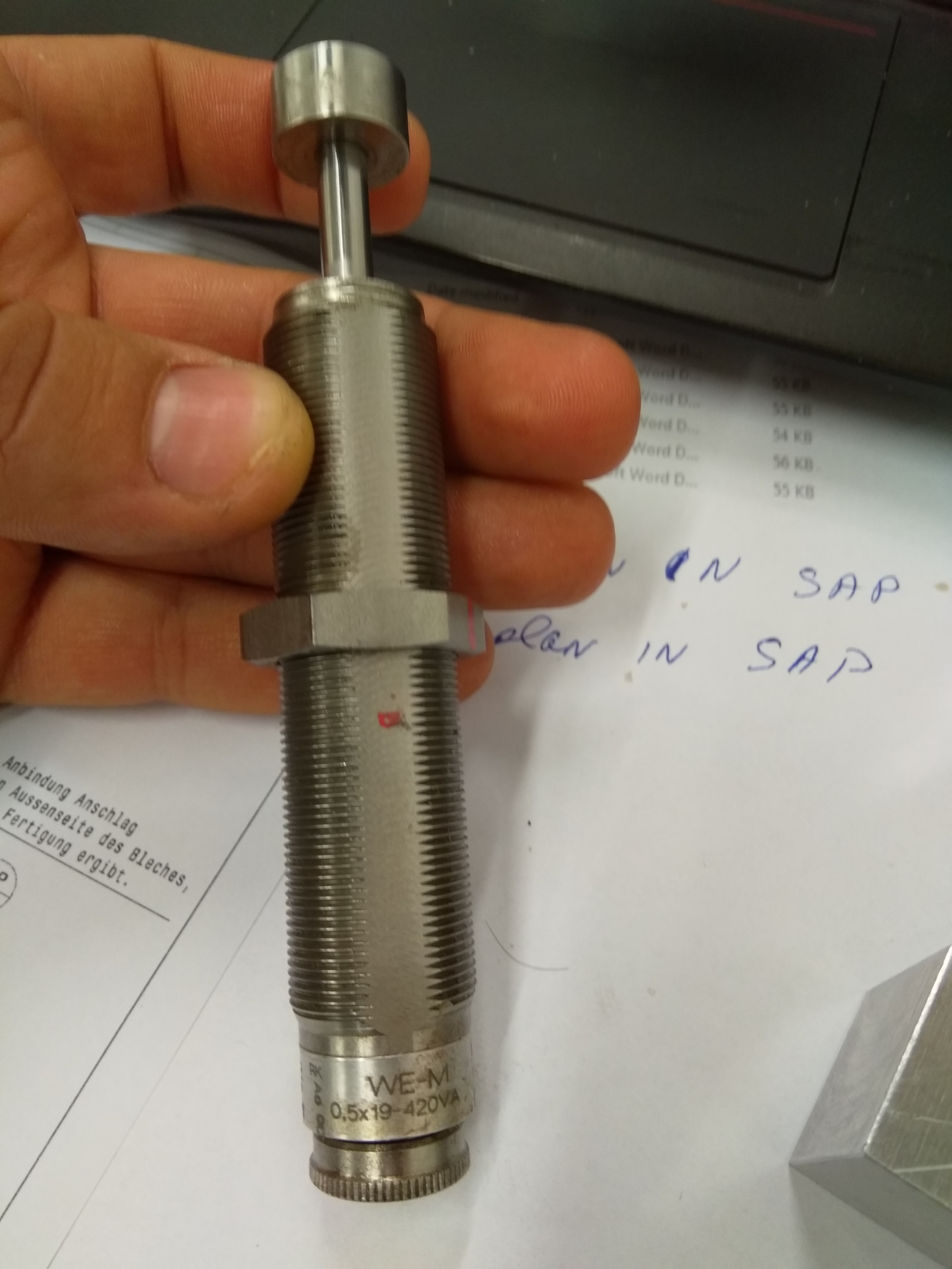 WE-M 0,5 x 19 - 420VA