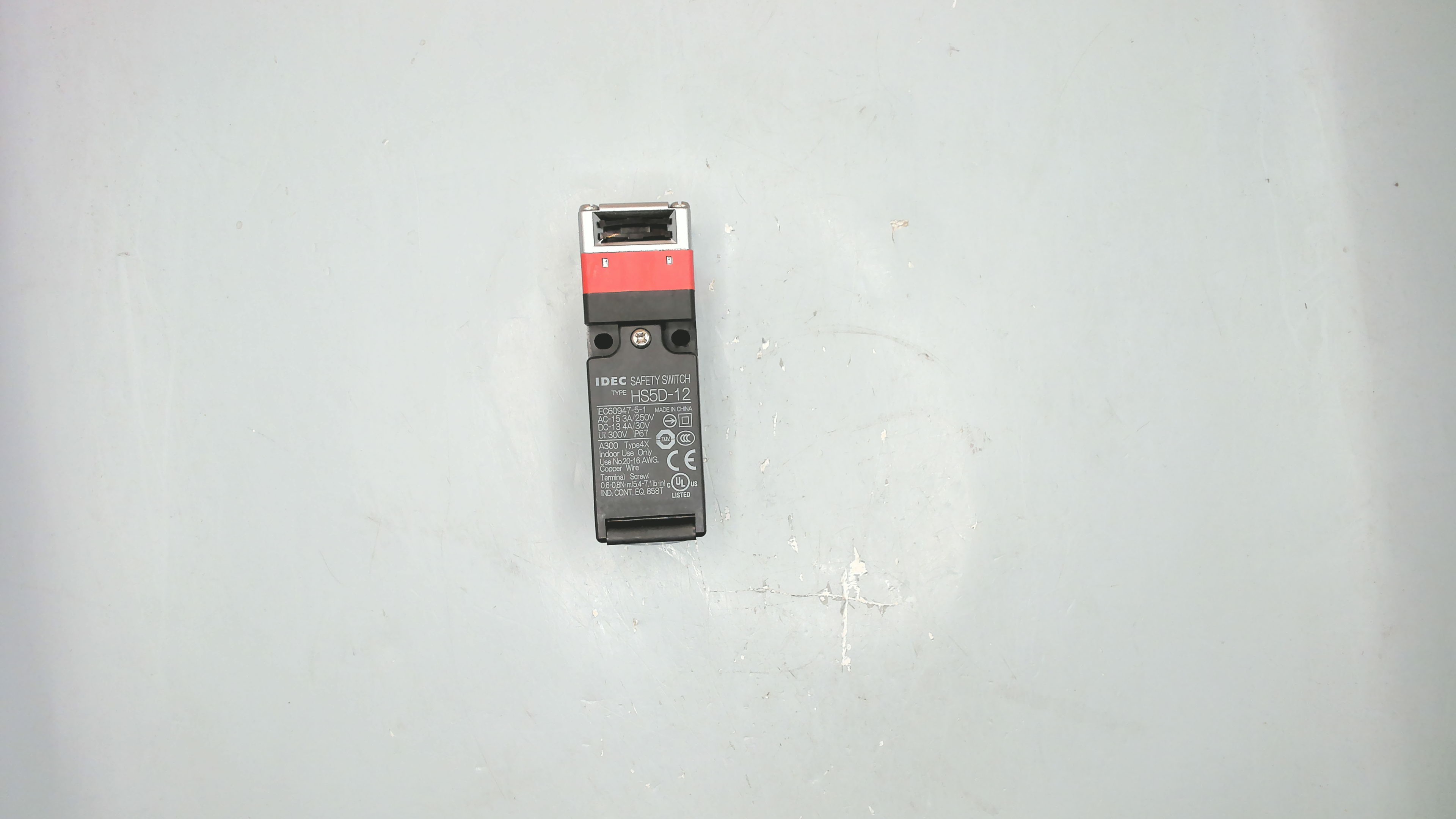 HS5D-12ZRNM