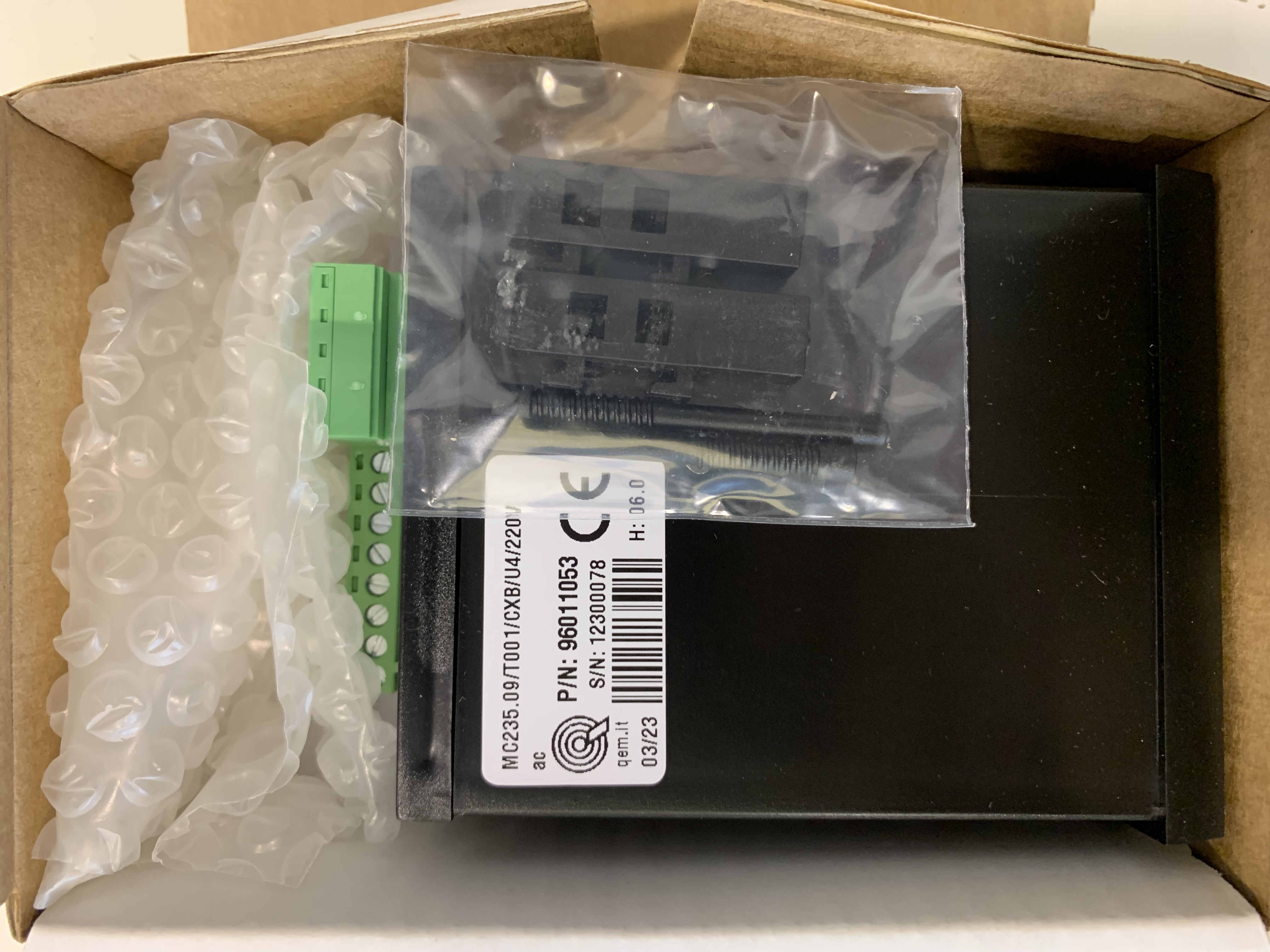 MC235.09/T001/CXB/U4/ preview 3