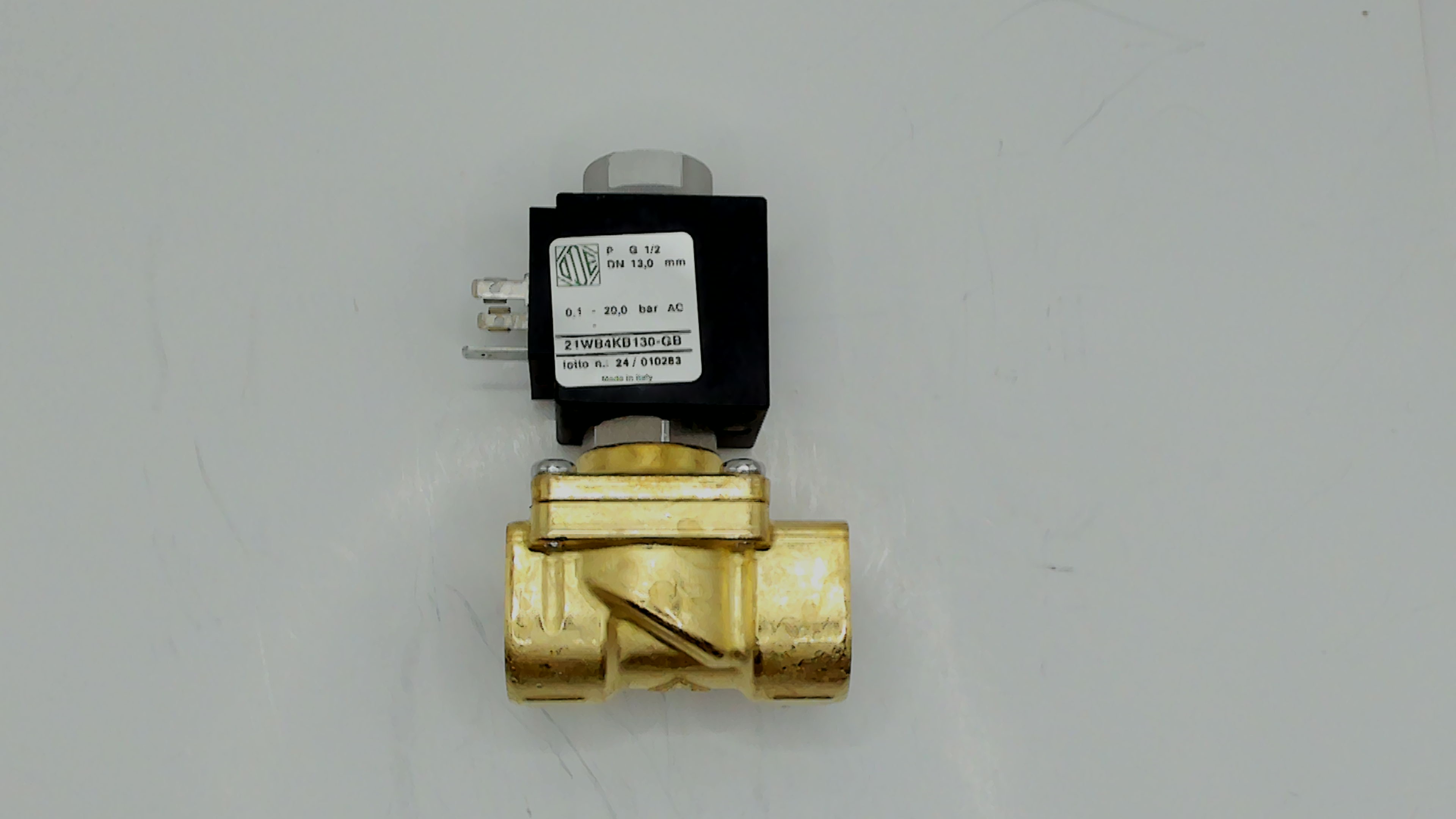 21WB4KB130-GB-BDV08230AY (80000041)
