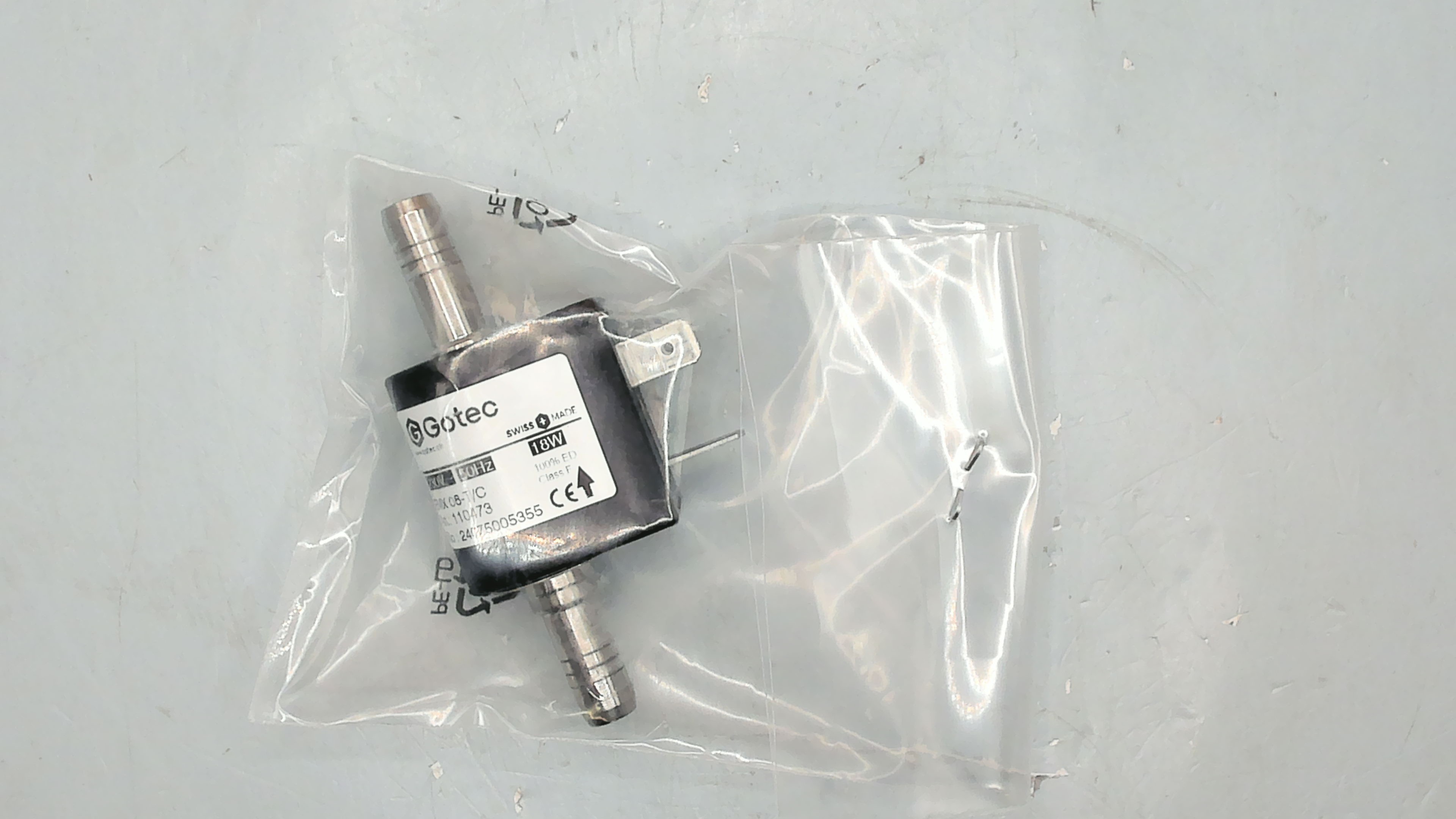 Art. No. 110473, Type: EMX08-T/C-230/50-2V-GD-DIN