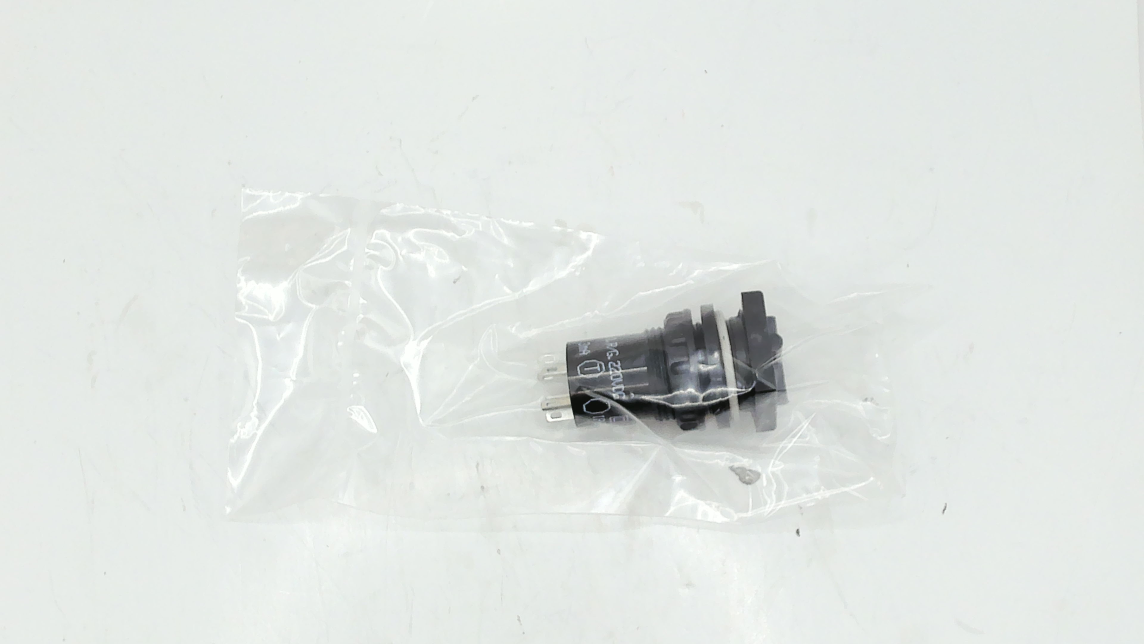 SUS-01.T.Q R/G 220DC