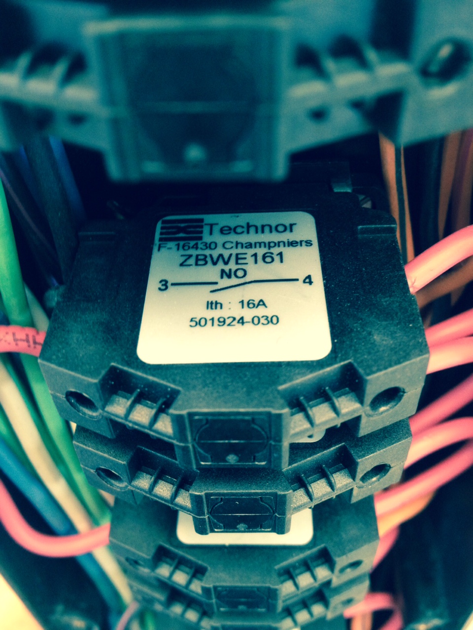PUSH BUTTON FOR ZBWE-161