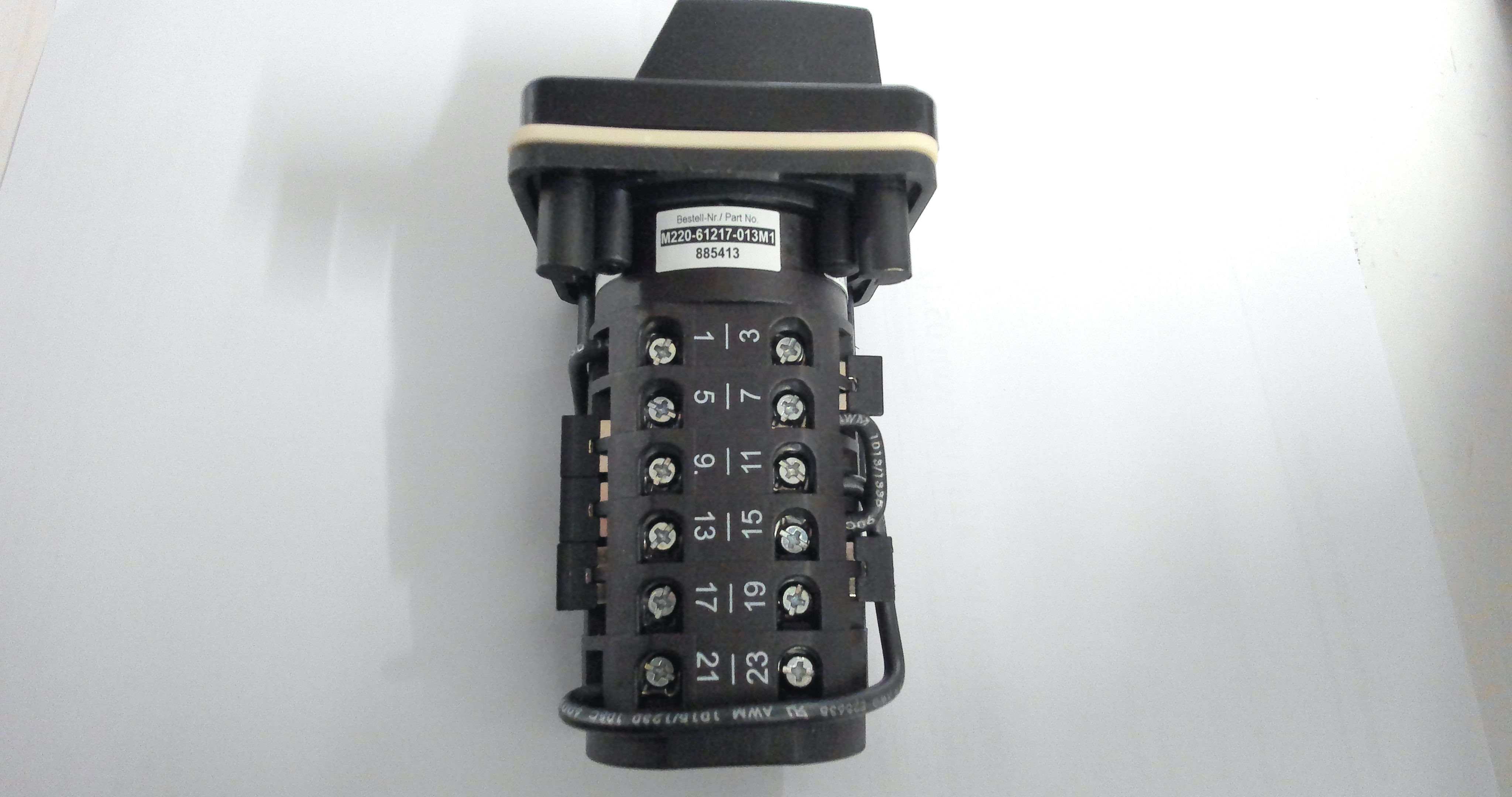 M220-61217-013M1