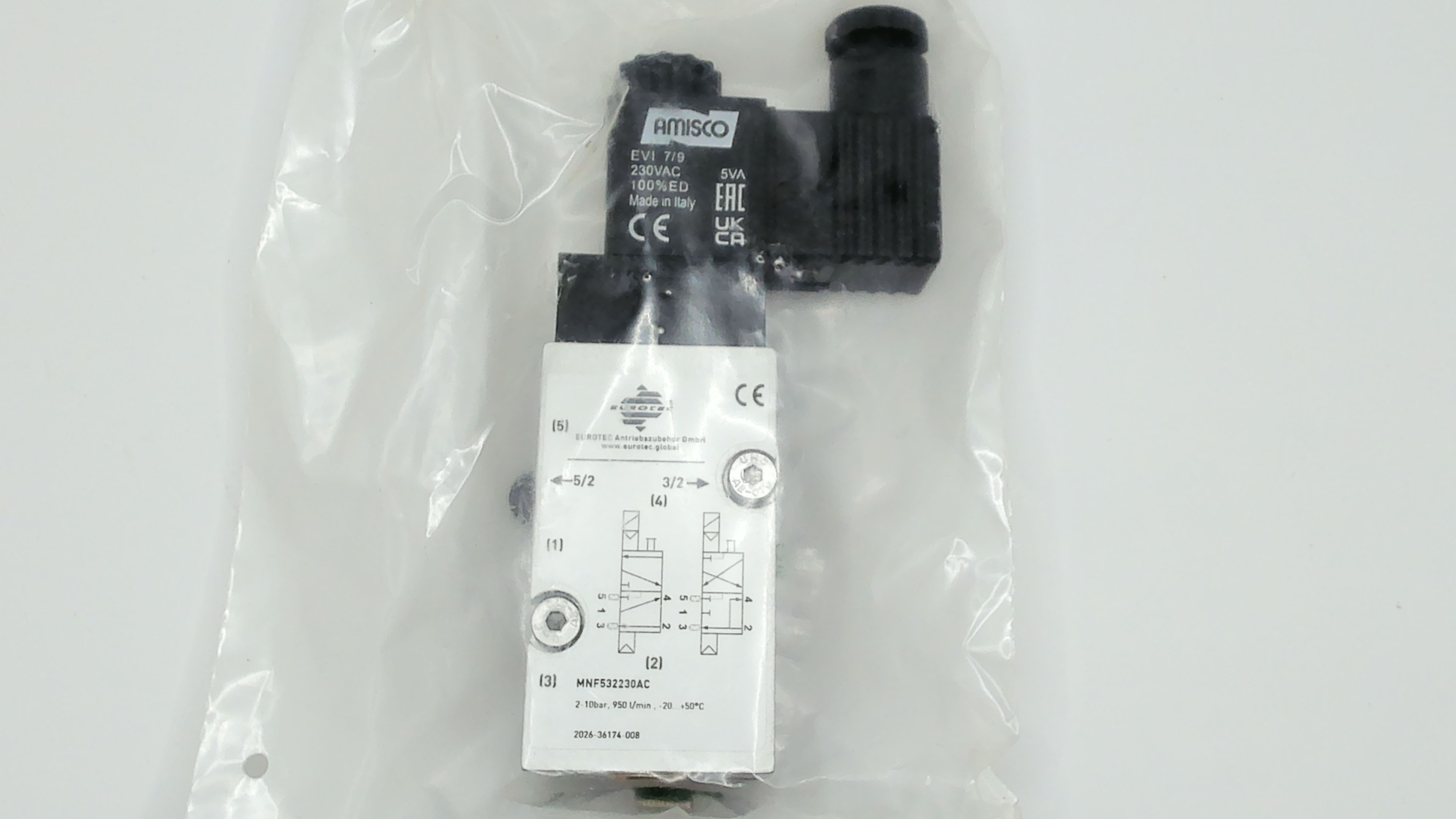 MNF532230AC