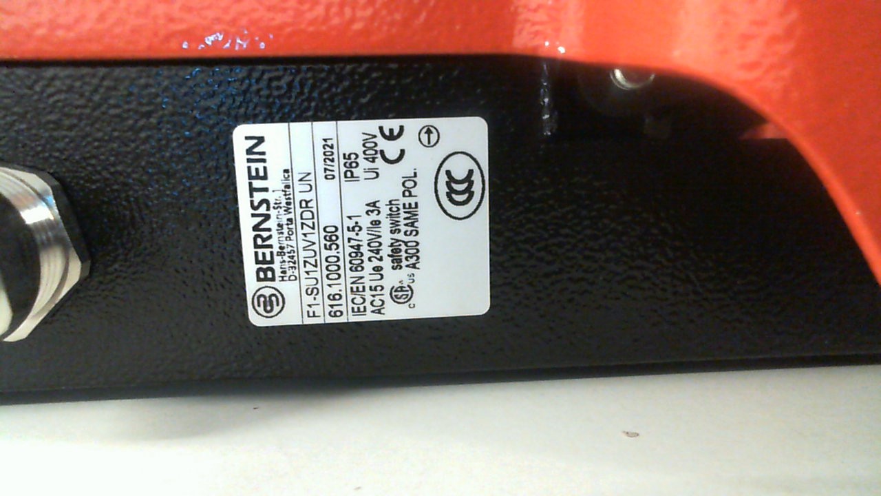 6161000560 / F1-SU1ZUV1ZDR UN