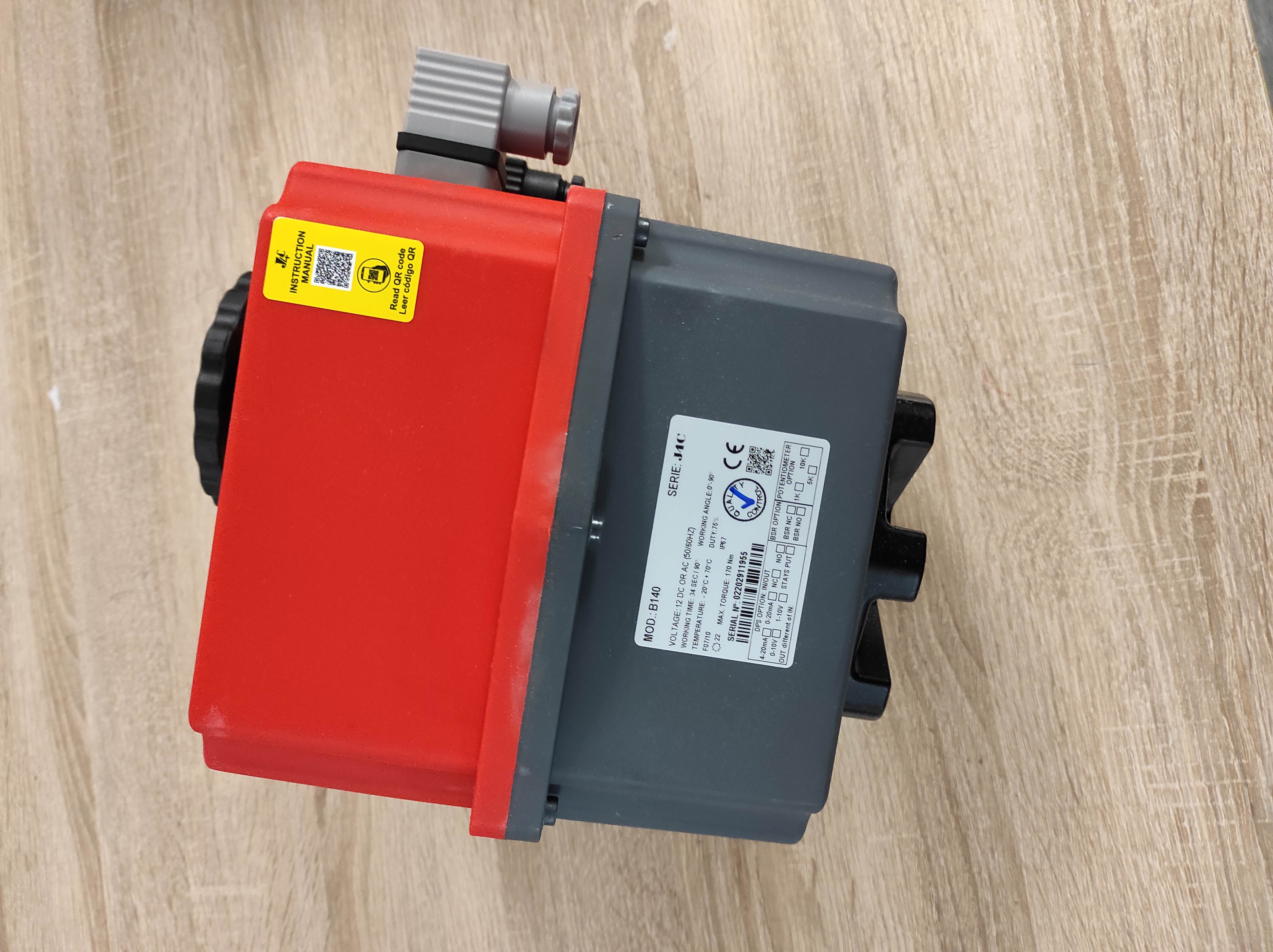 B4C000509 / ES140 / Electric drive type J4C, model S140, 12V DC