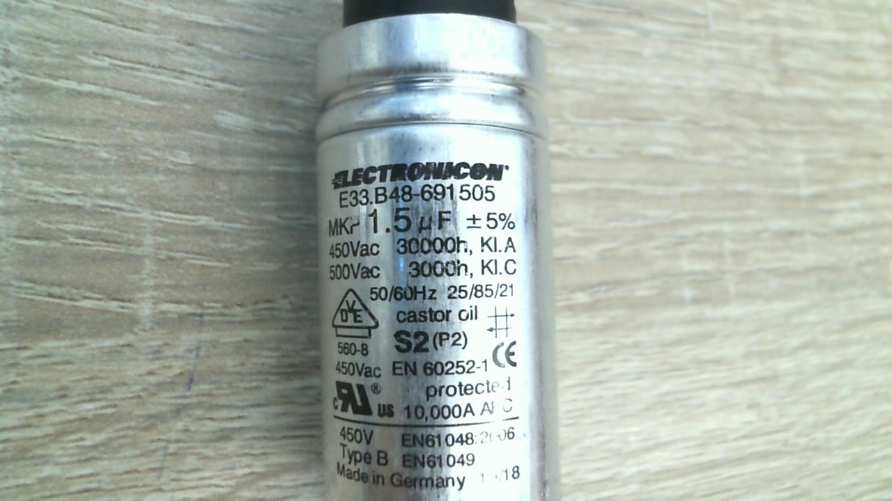 E33.B48-691505 220001