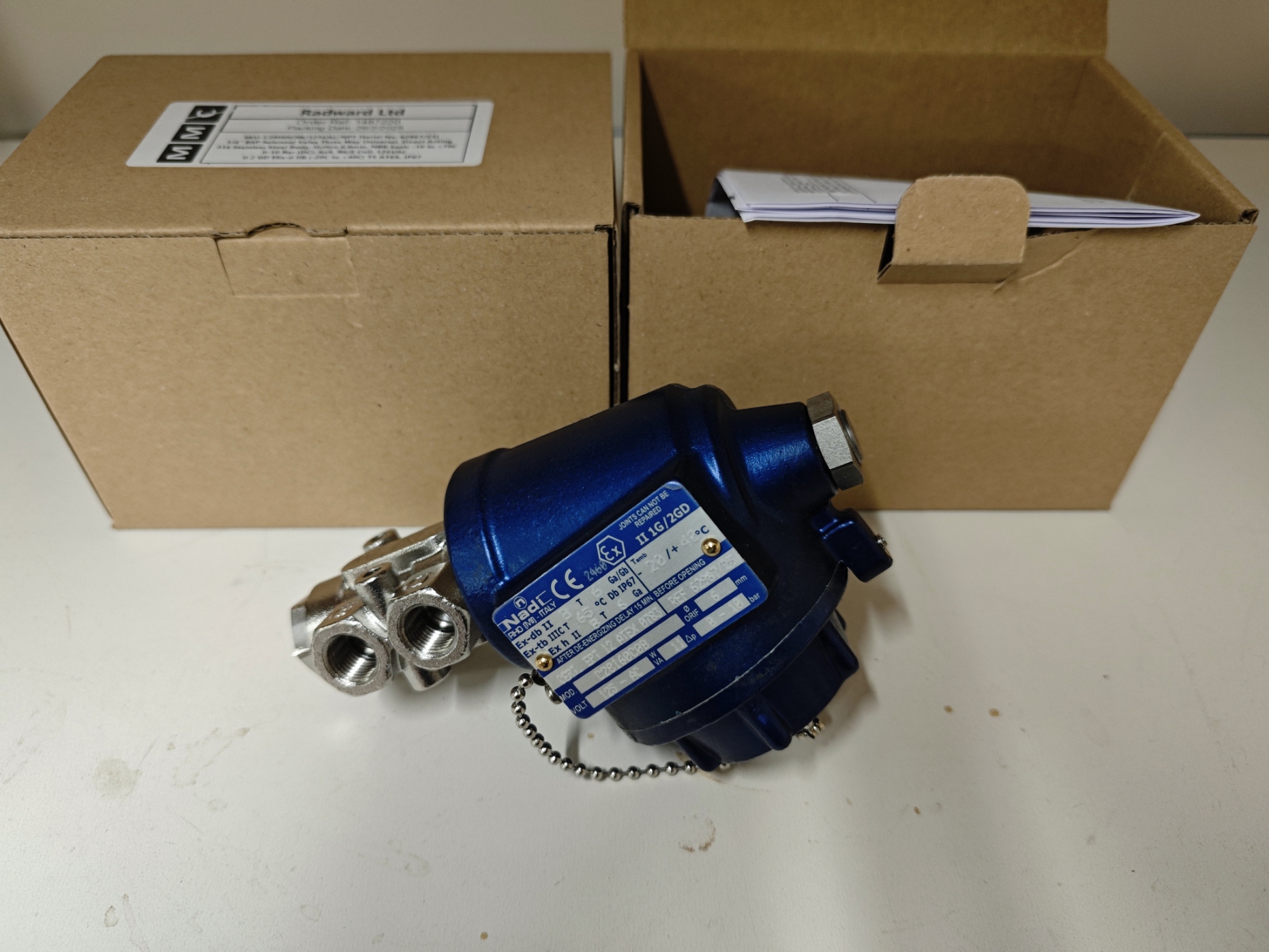 C28I60C0B/127VAC