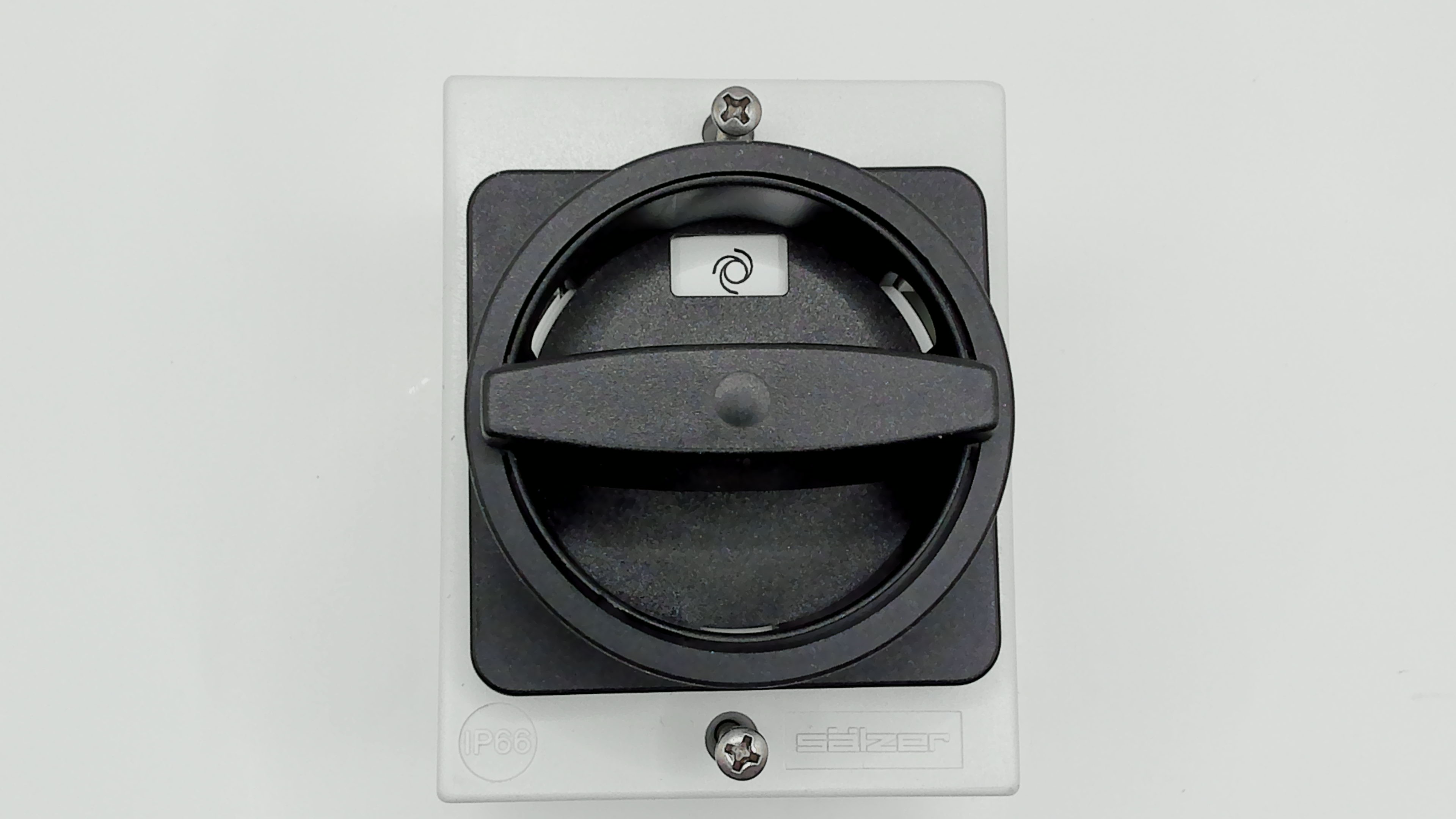 M220-SE6114