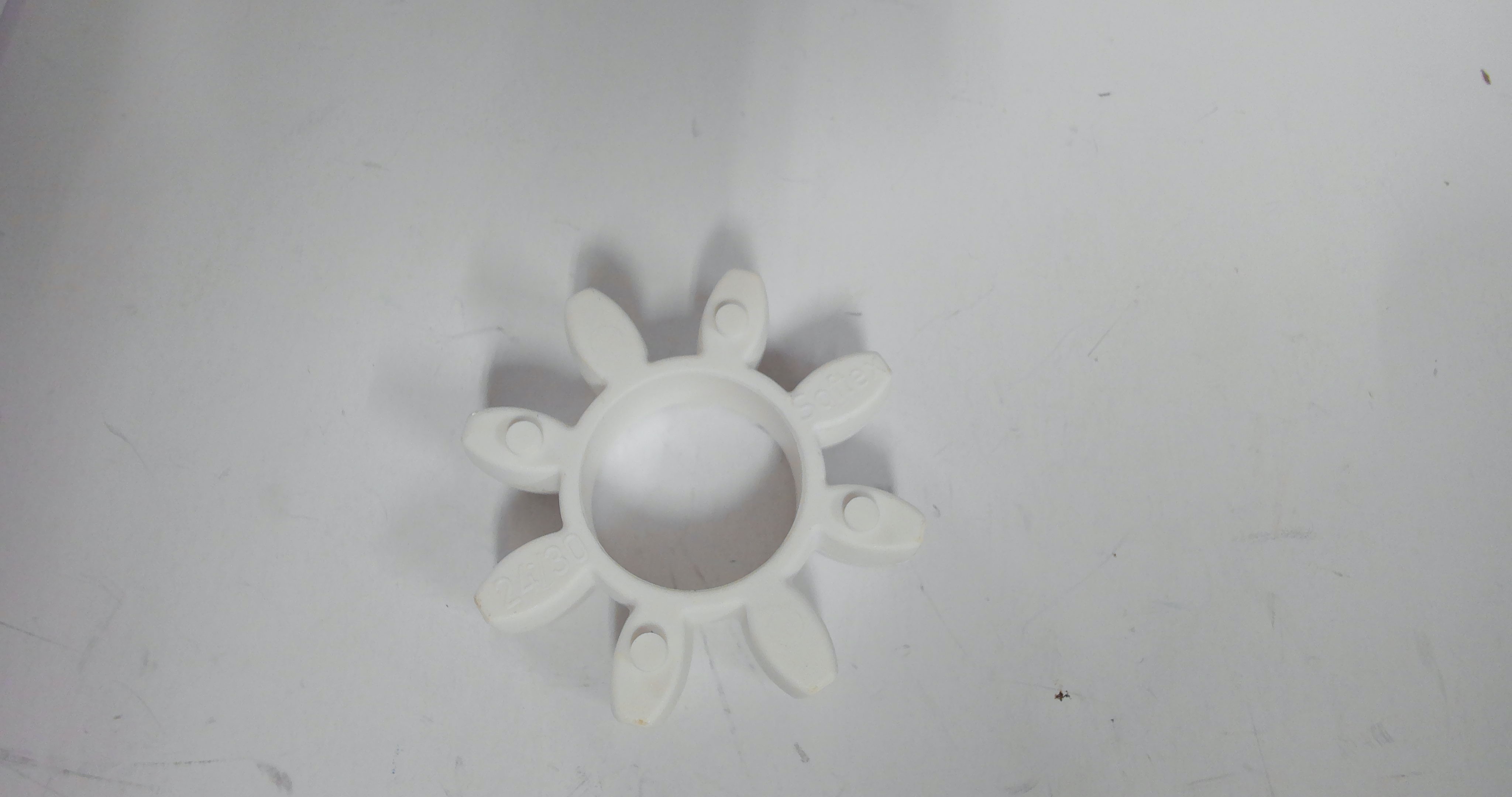 6250 - 24/30 92° white