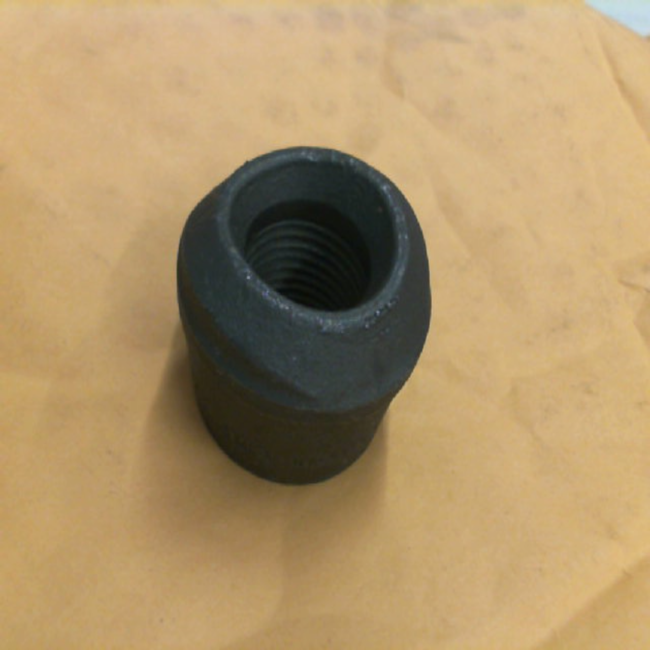 THREADOLET 8>3X1/2 FORGED STEEL A105 3000# - 9070