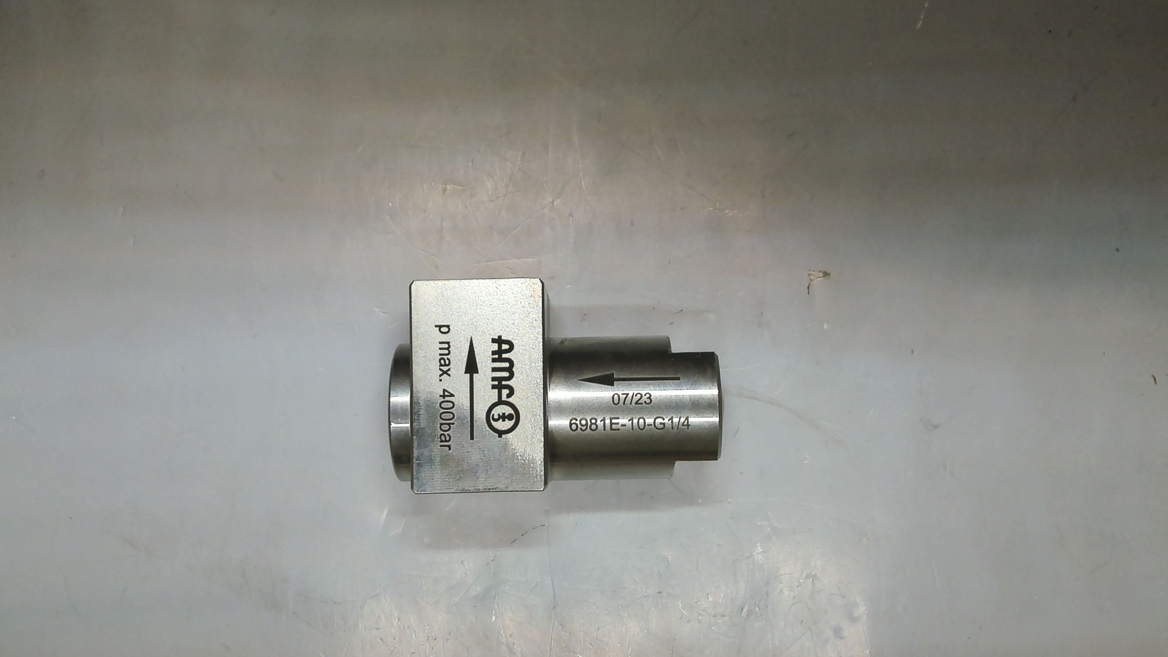 P/N: 323626, Type: 6981E-10-G1/4