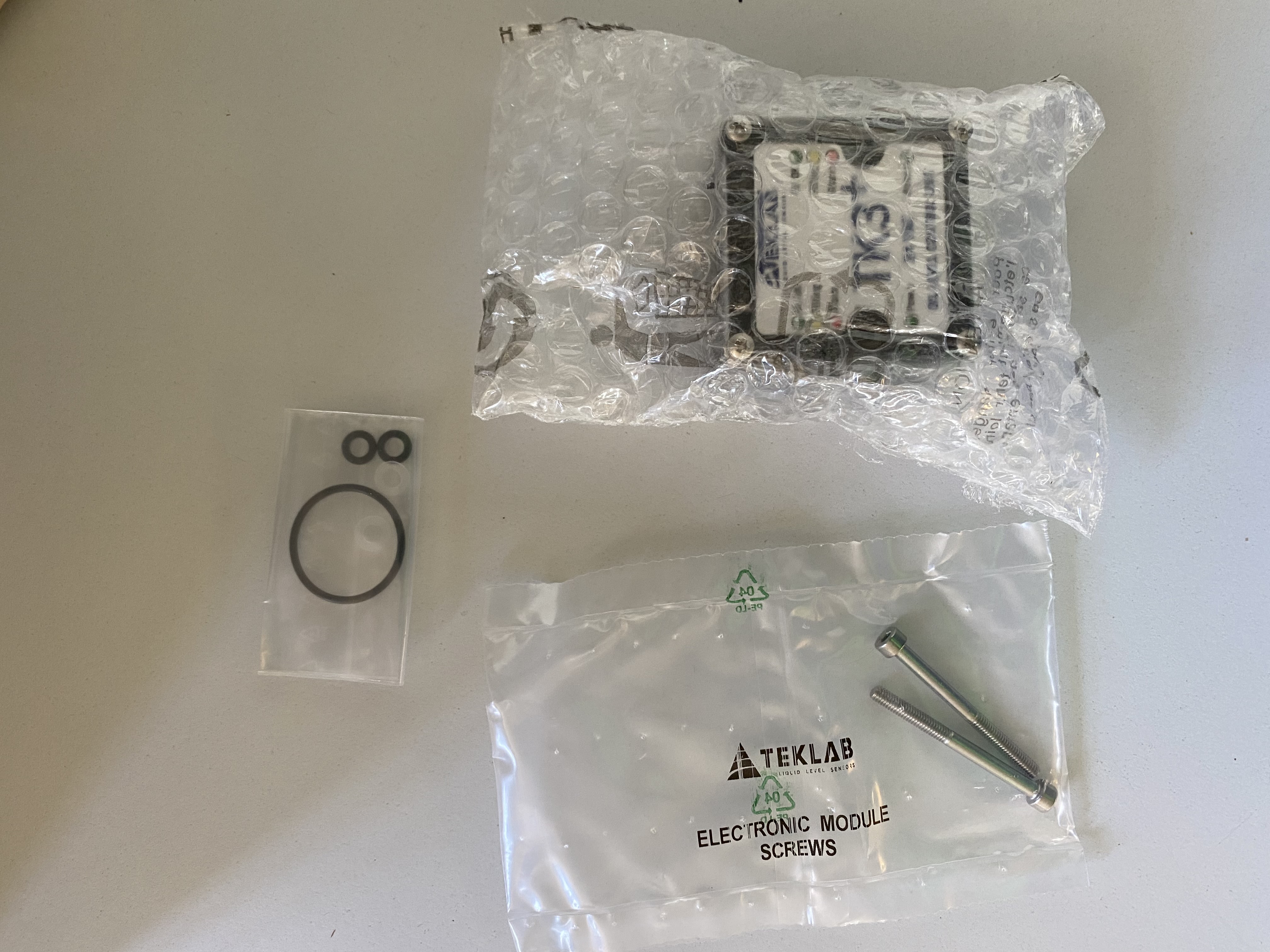 TK3P-000AC20-04