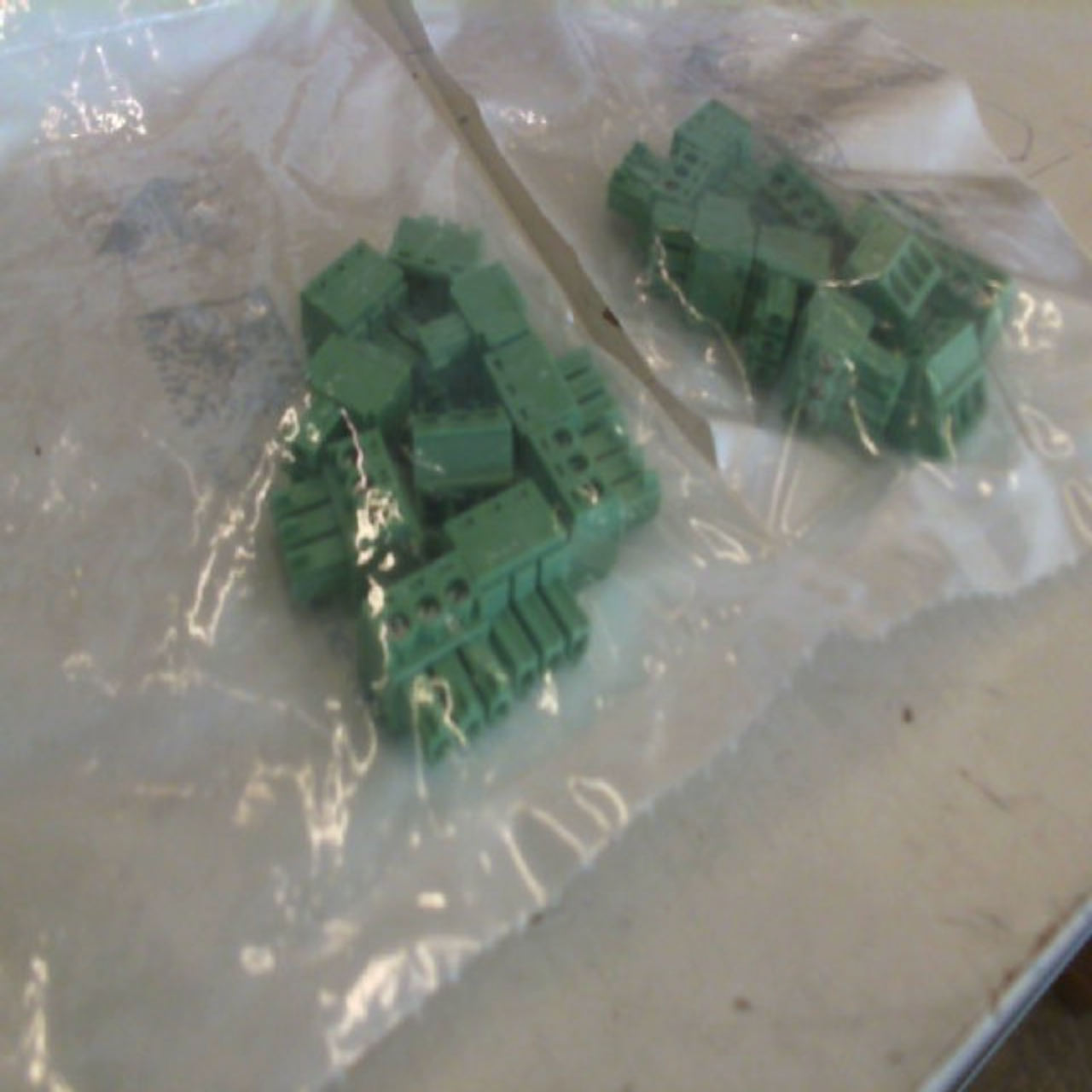 CC-3TERM-PLUG-10PC preview 3