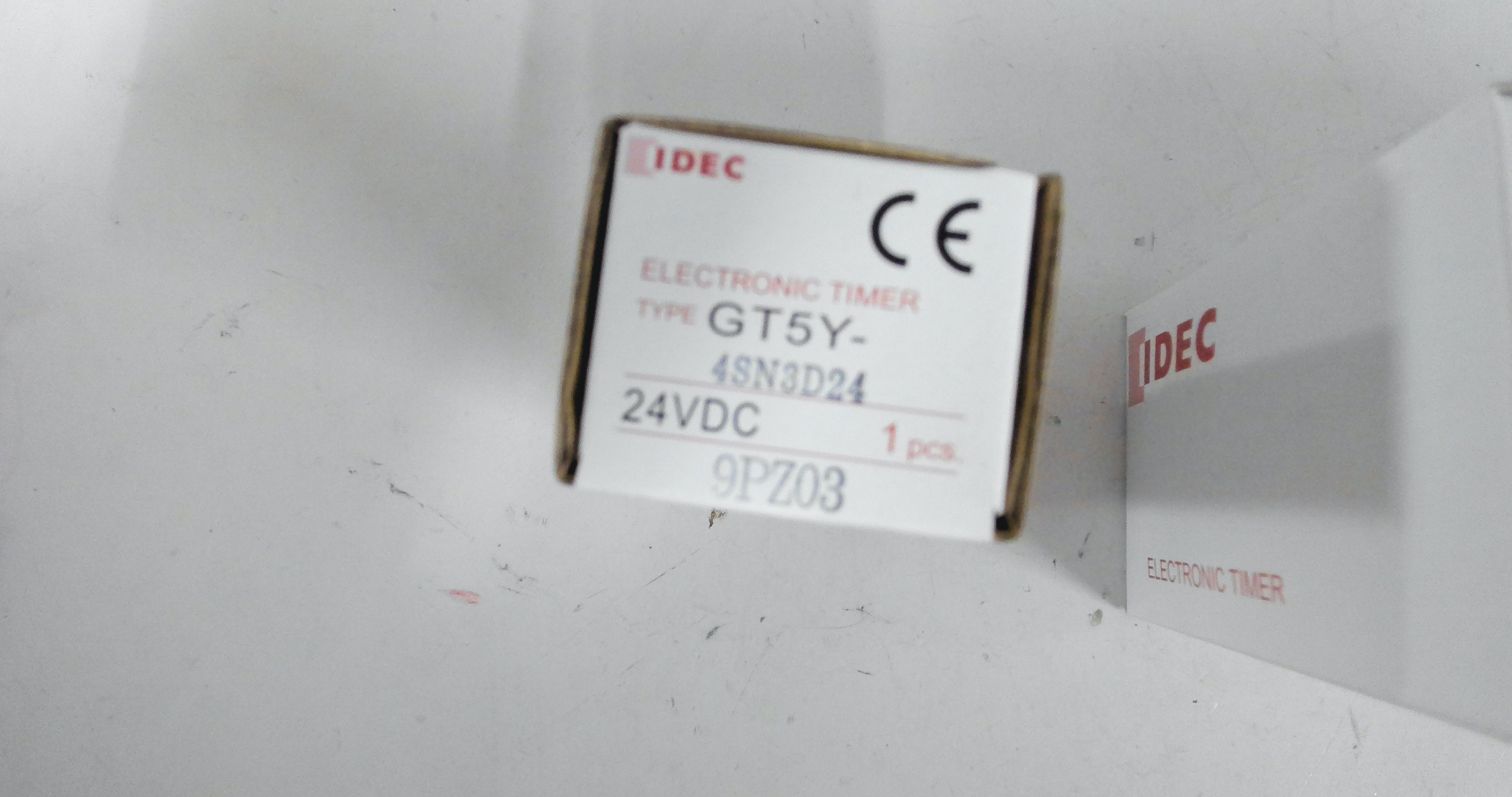 GT5Y-4SN3D24