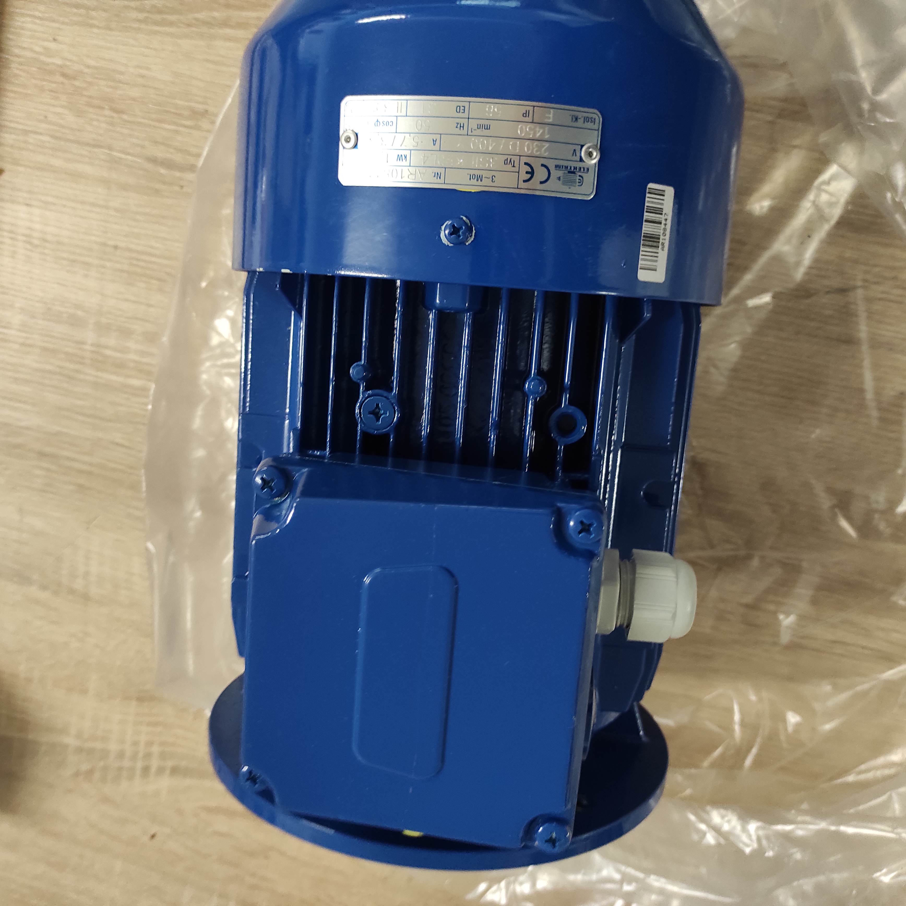 3SIEK 90L-4 preview 2