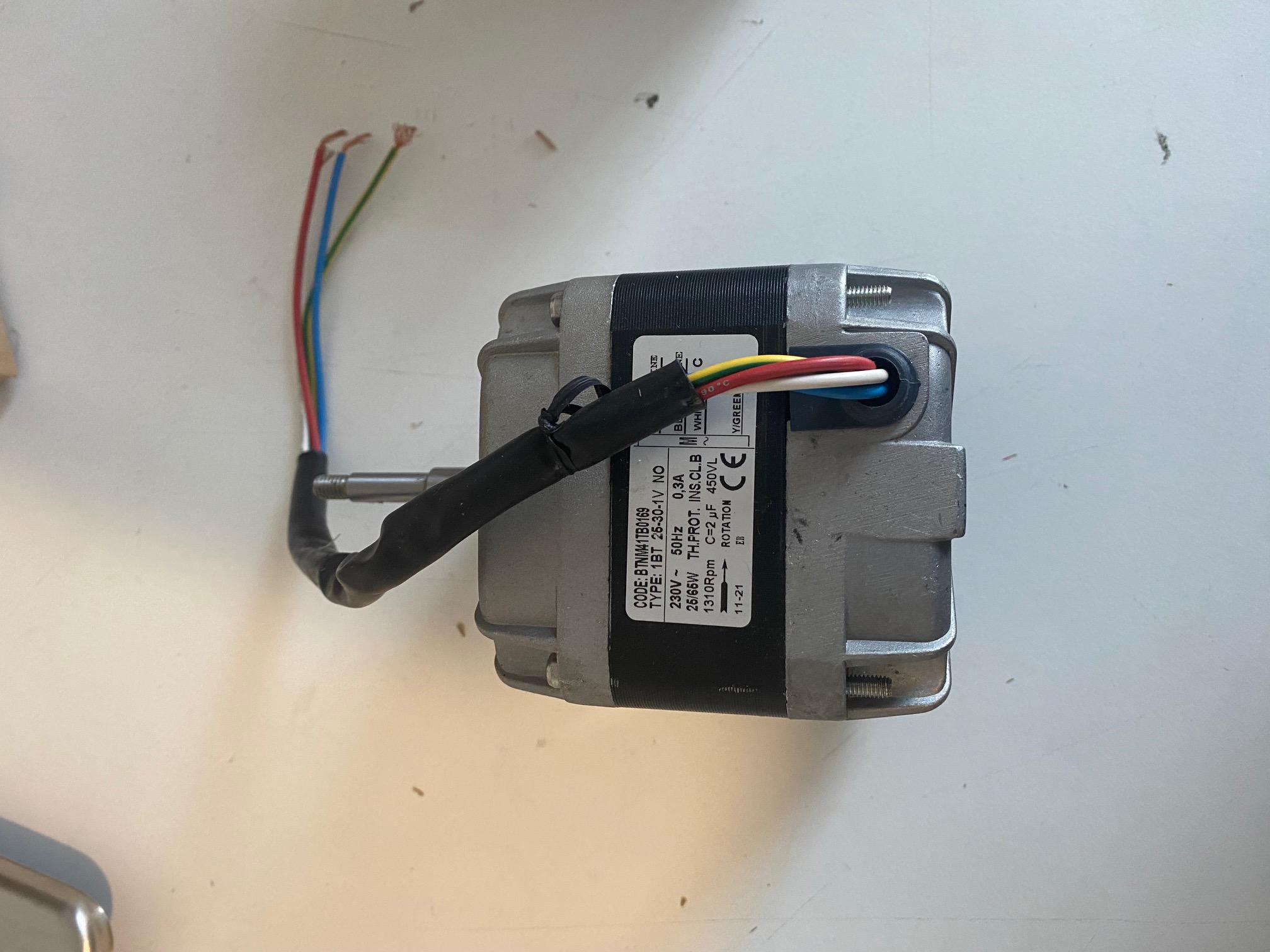 12200505 / 1BT 25-30-1V