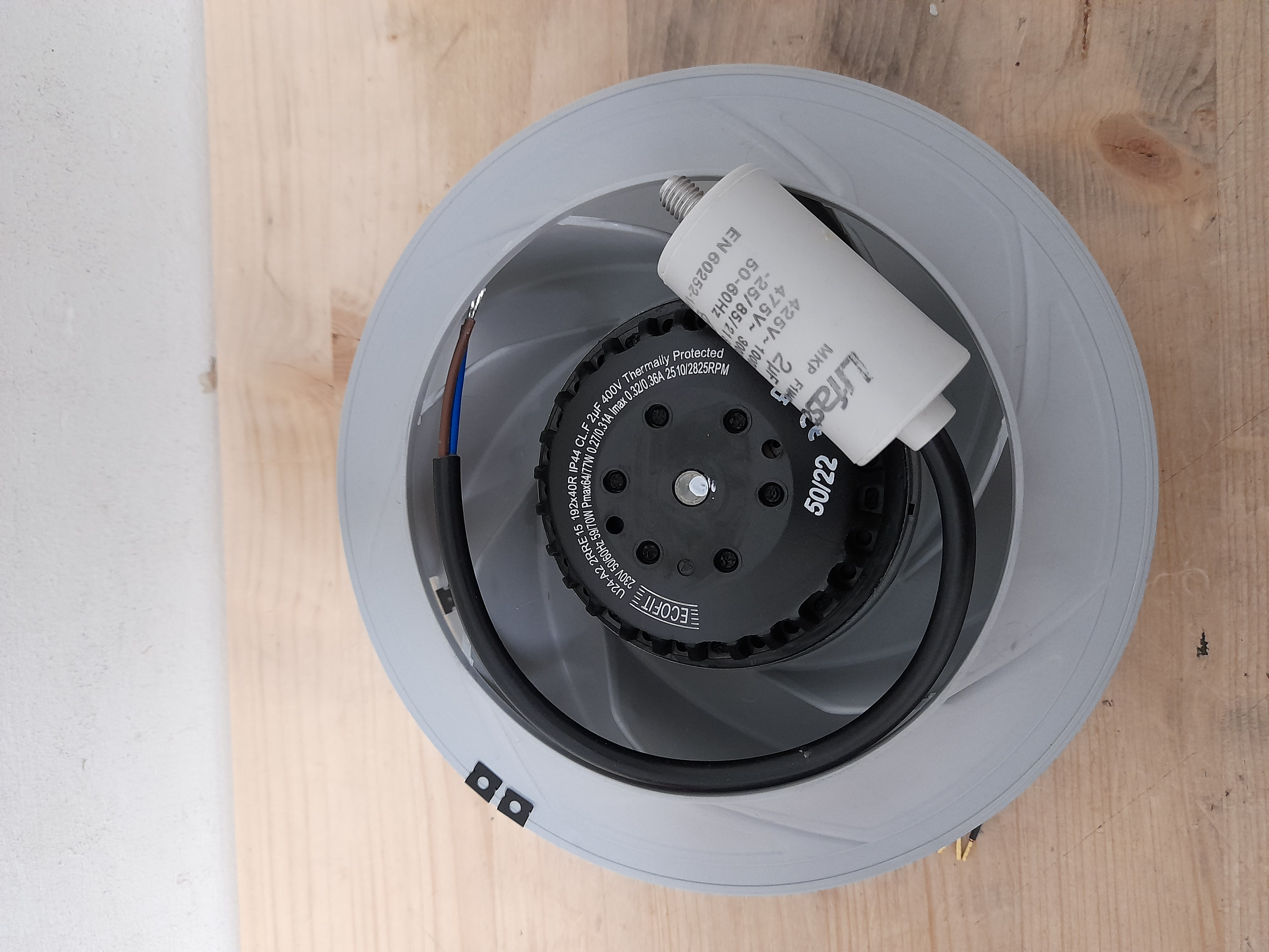 2RRE15 192/40R U24-A2