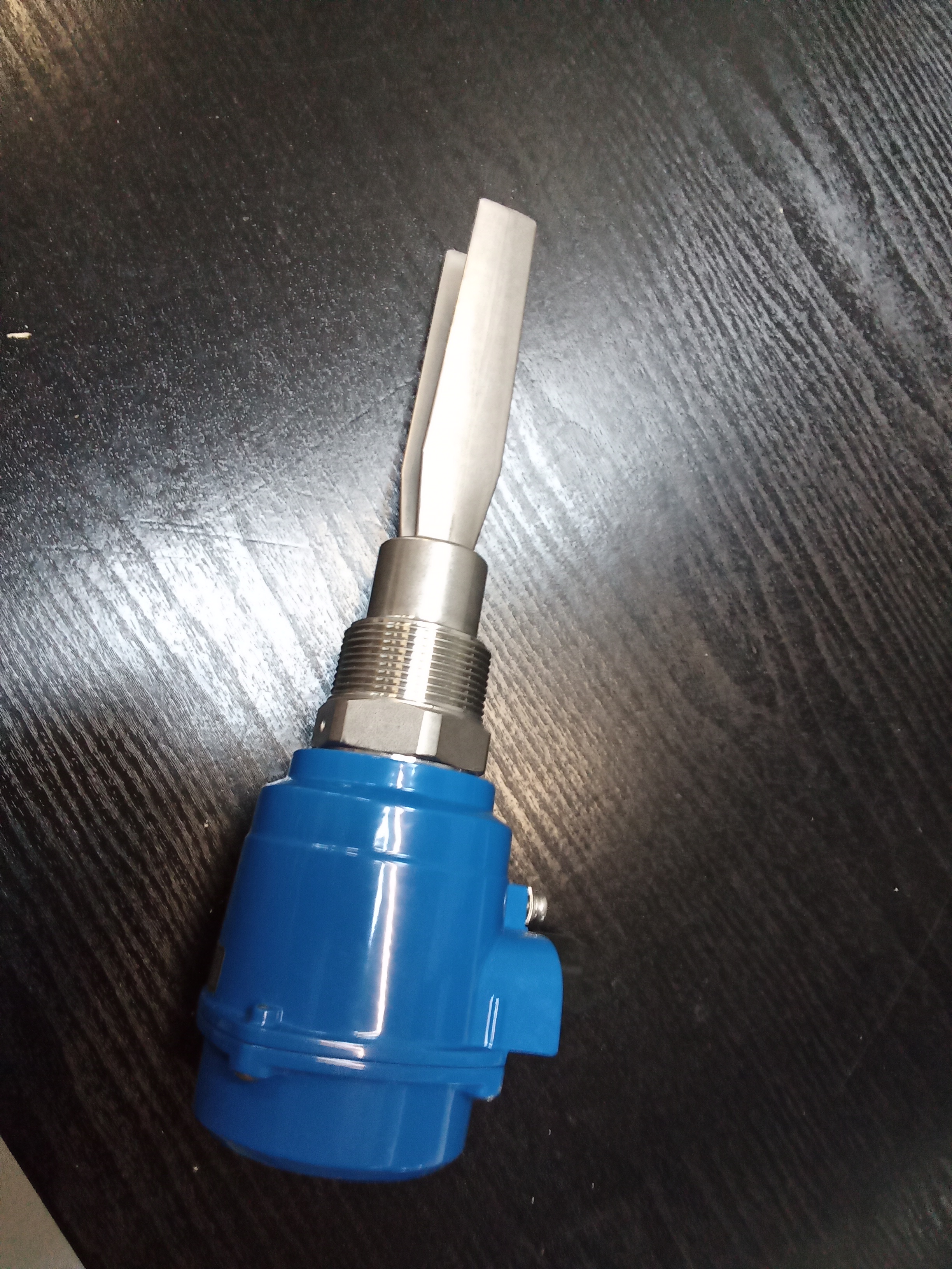 VN4020A-W1LA312 preview 2