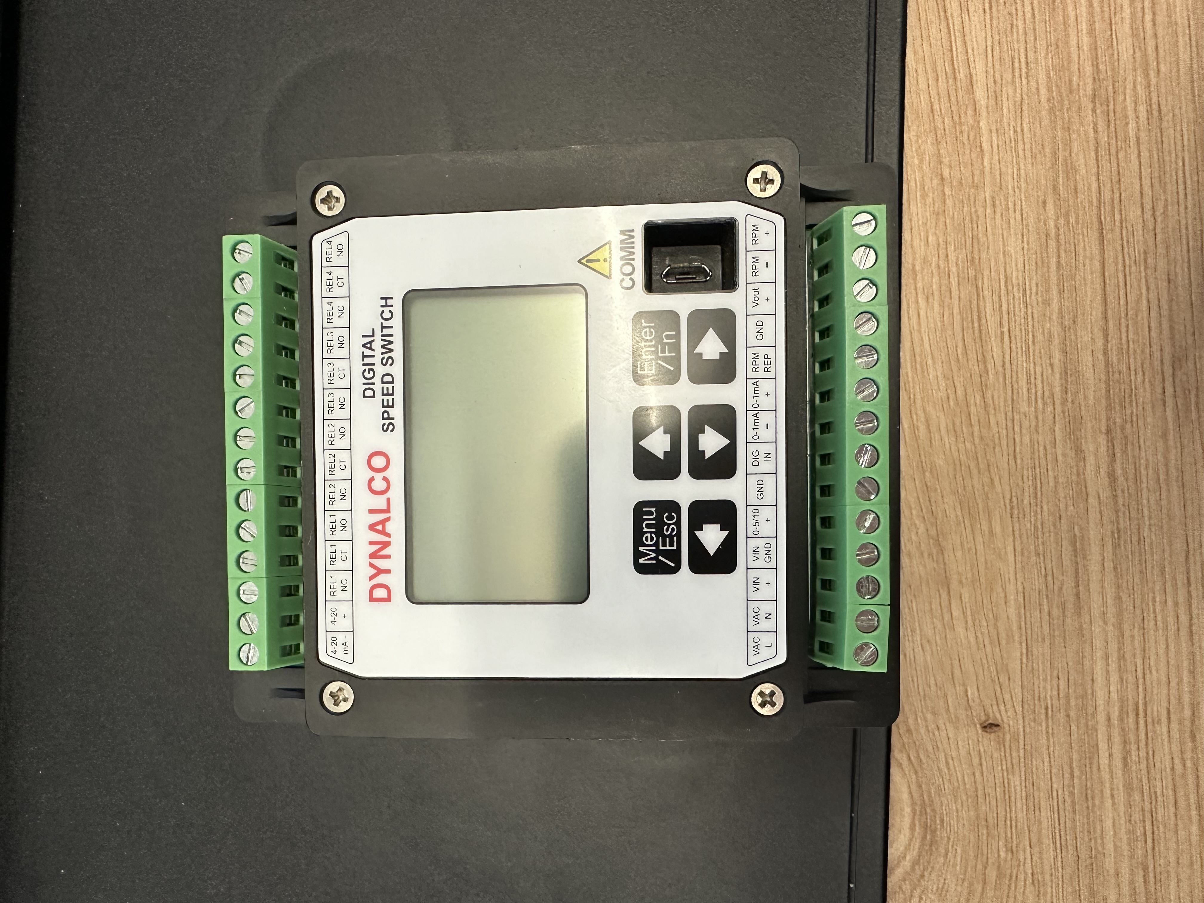 SST7400D-I preview 2