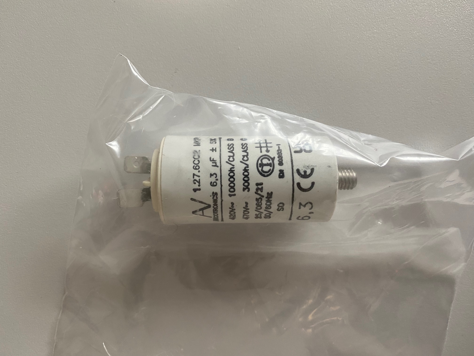 CAPACITOR for 3FGB195.50.5V/3