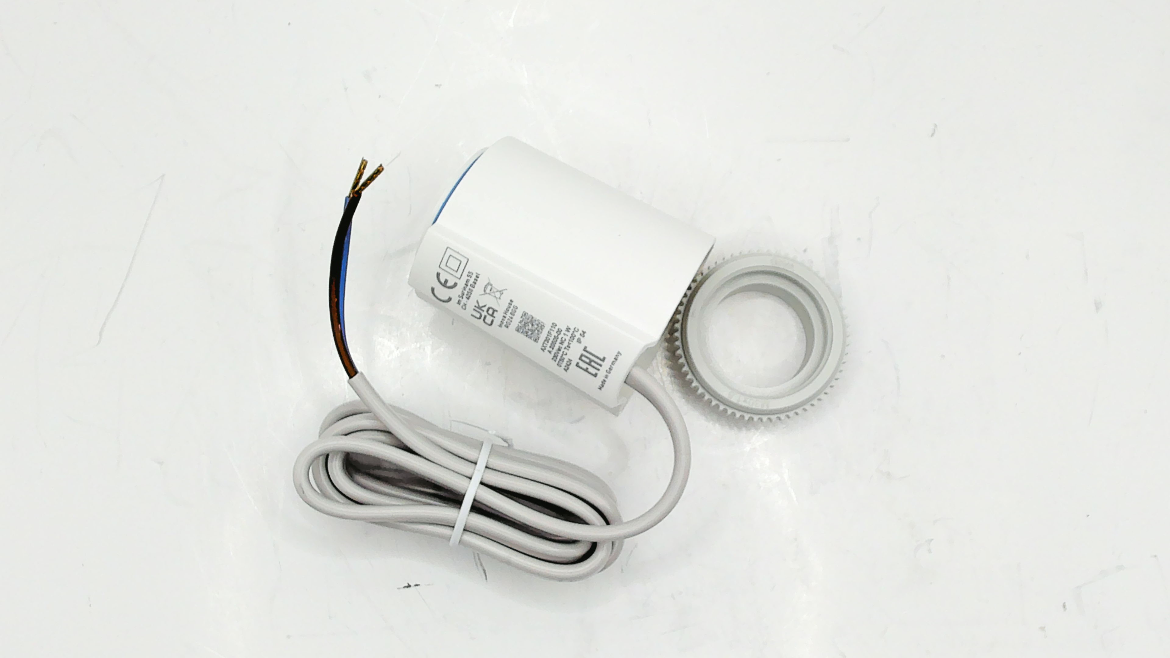 AXT301K110 preview 3