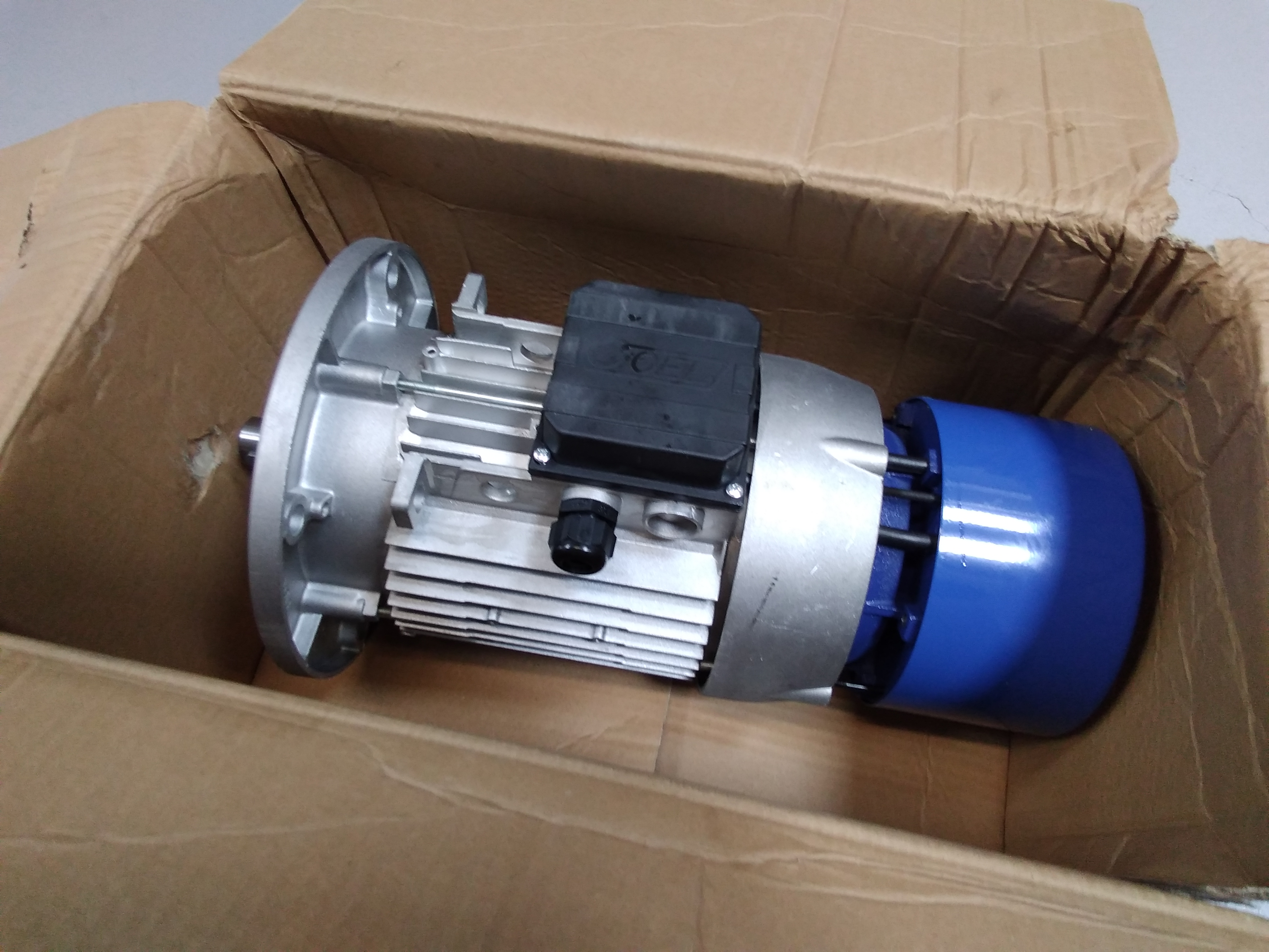 Type F100LB4 preview 3